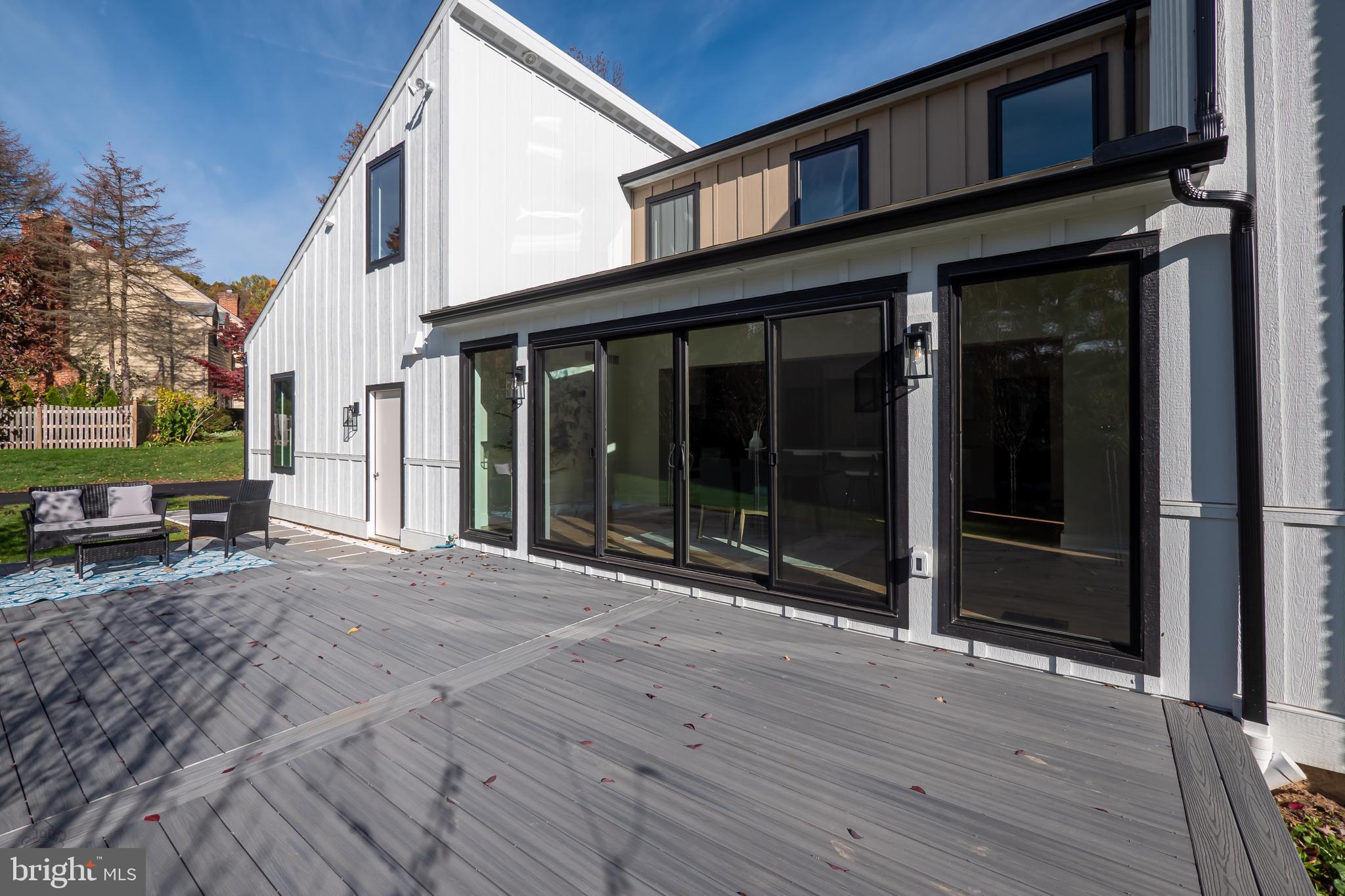 HUNTERS CROSSING - Residential
