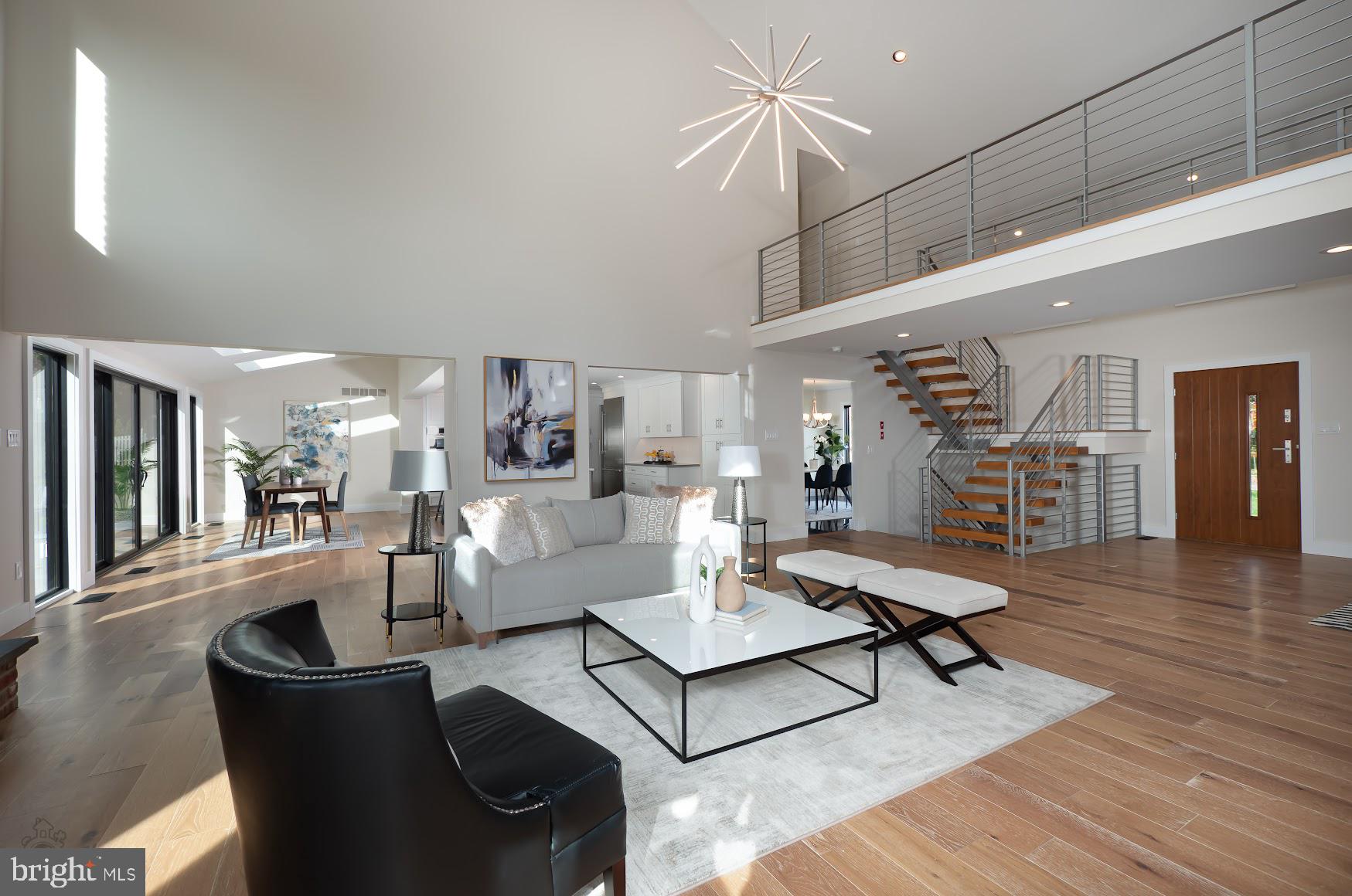 HUNTERS CROSSING - Residential