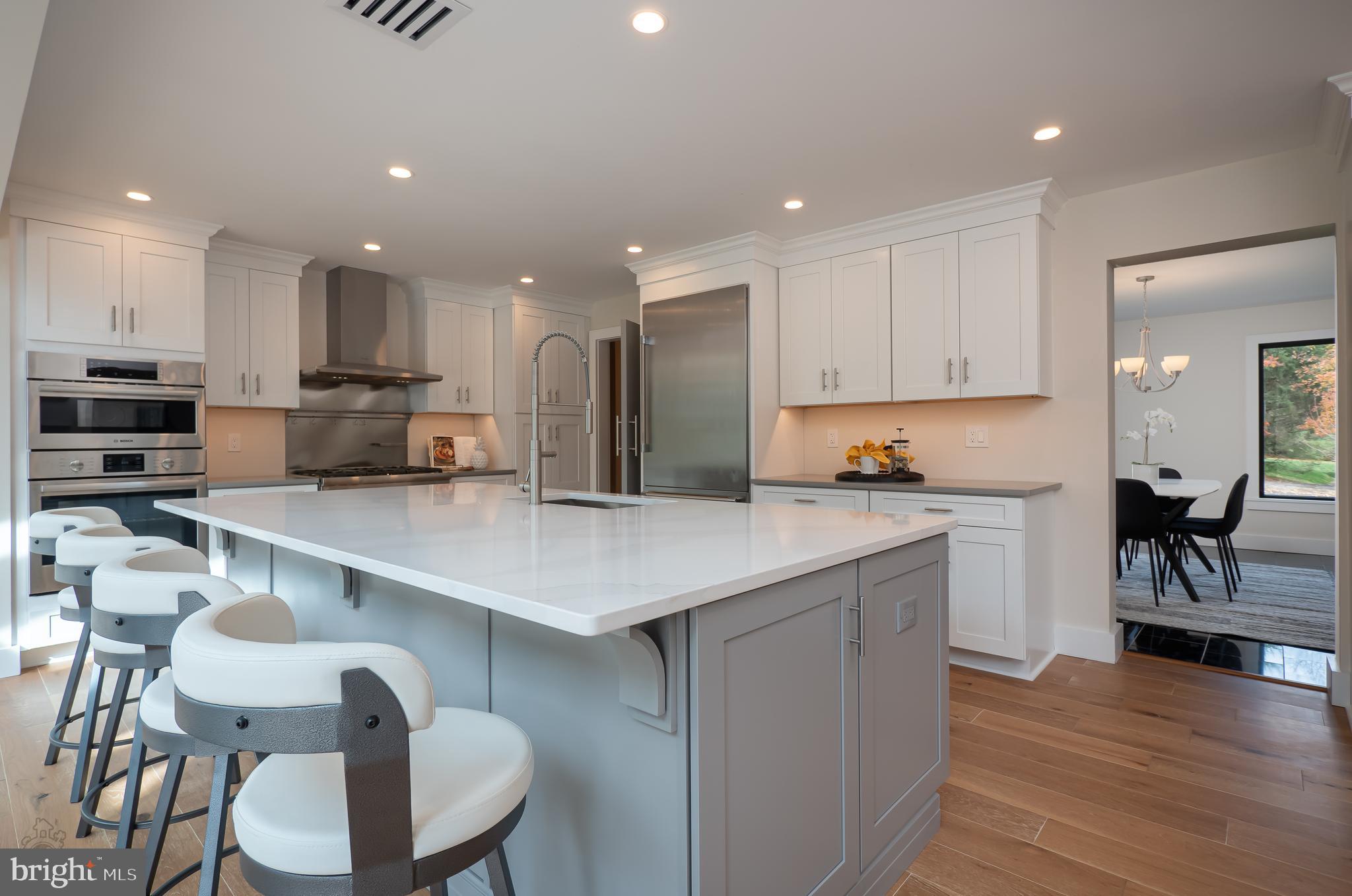 HUNTERS CROSSING - Residential