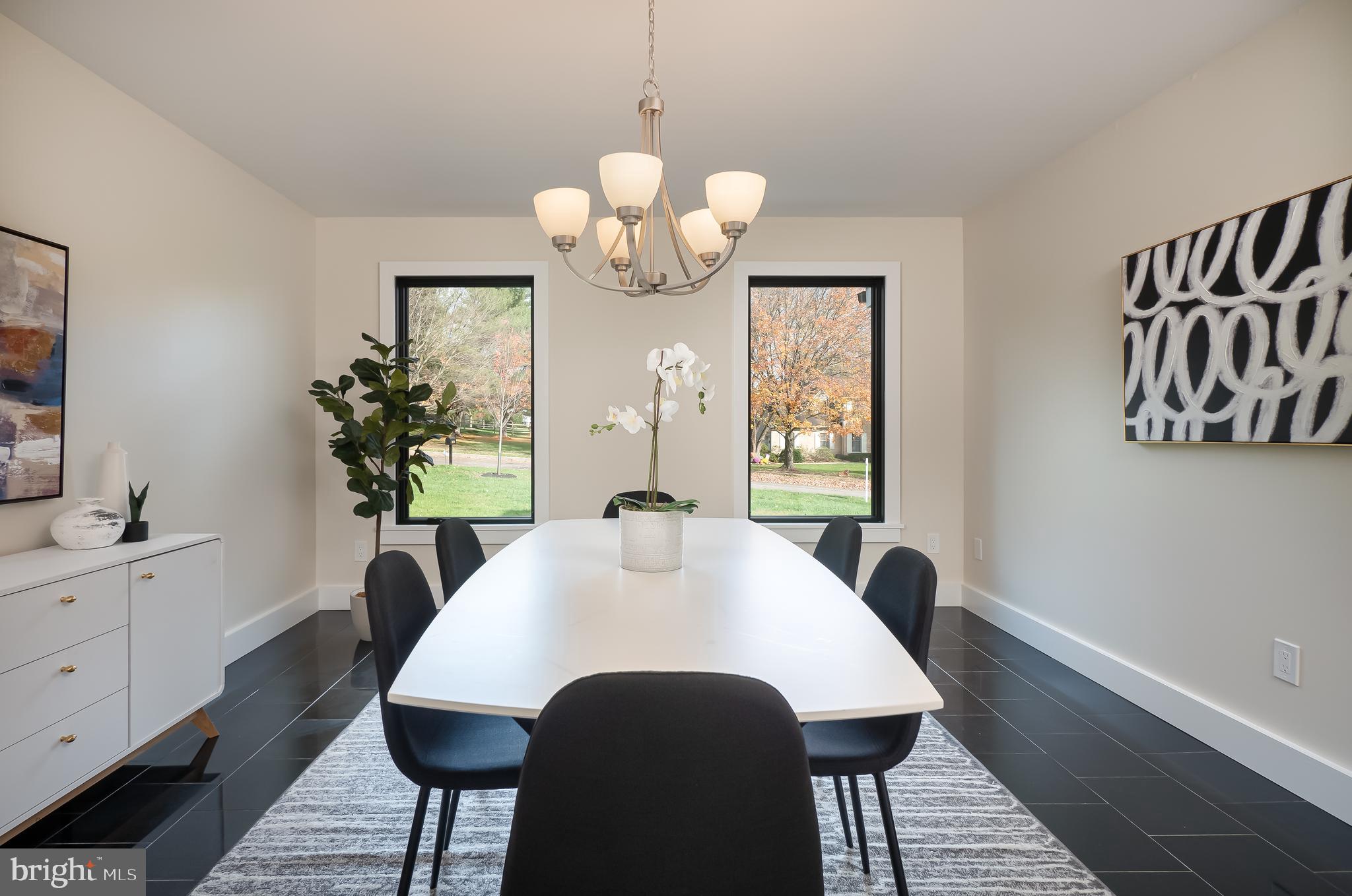 HUNTERS CROSSING - Residential