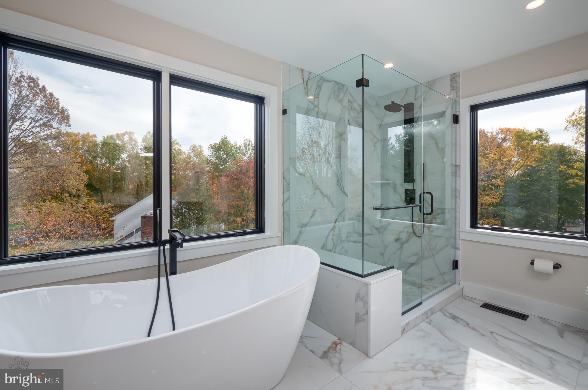 HUNTERS CROSSING - Residential