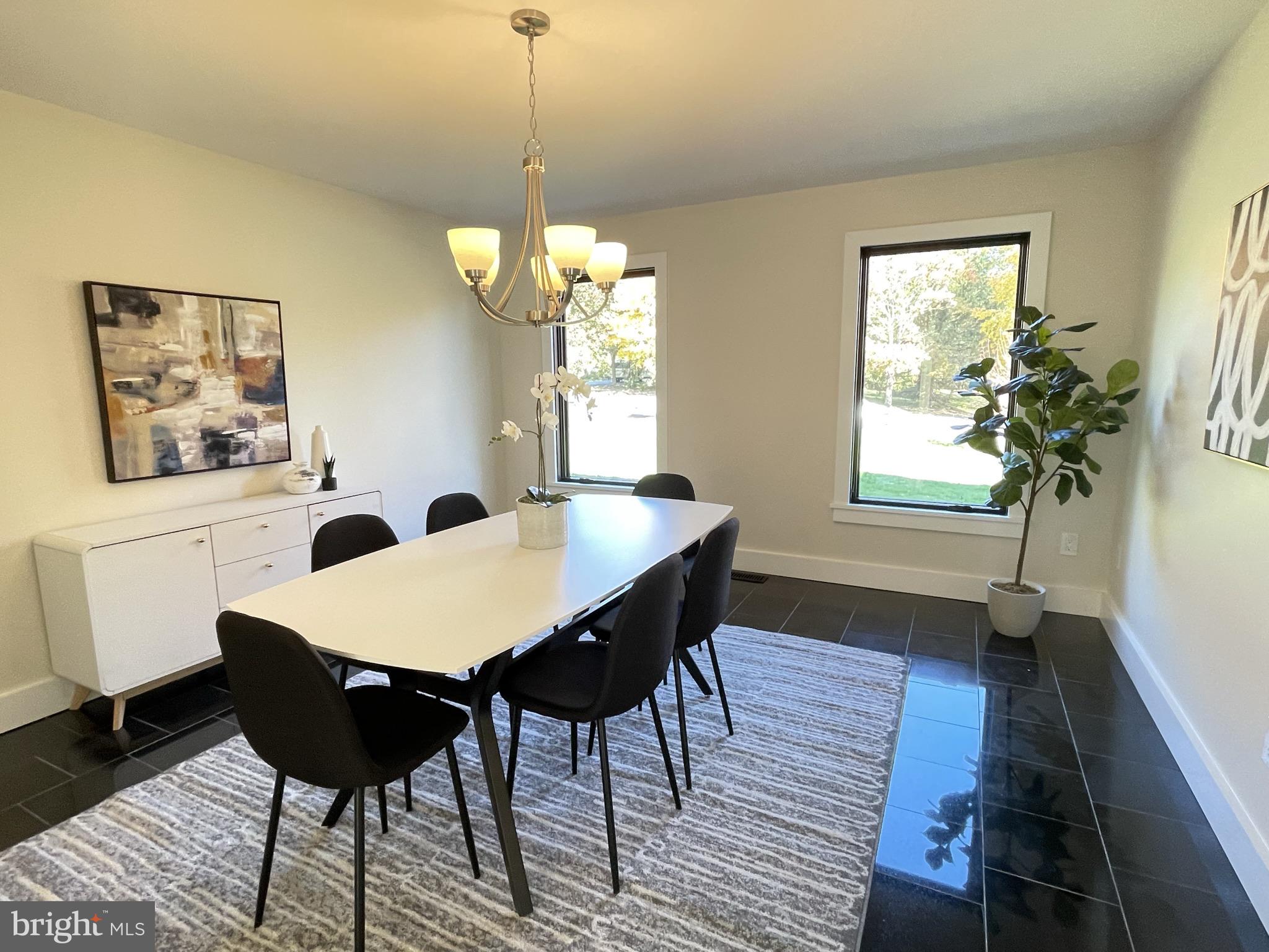 HUNTERS CROSSING - Residential
