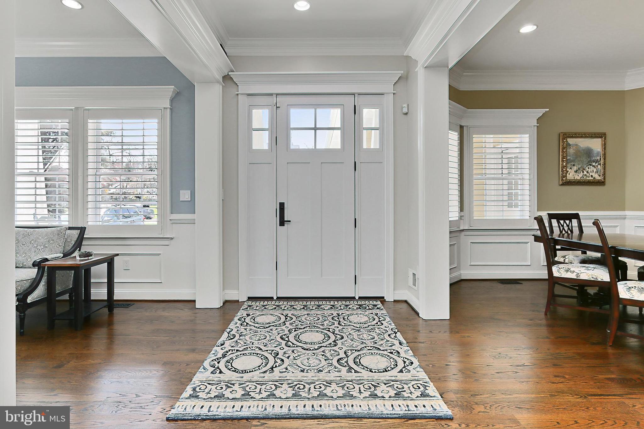 VIENNA WOODS - Residential