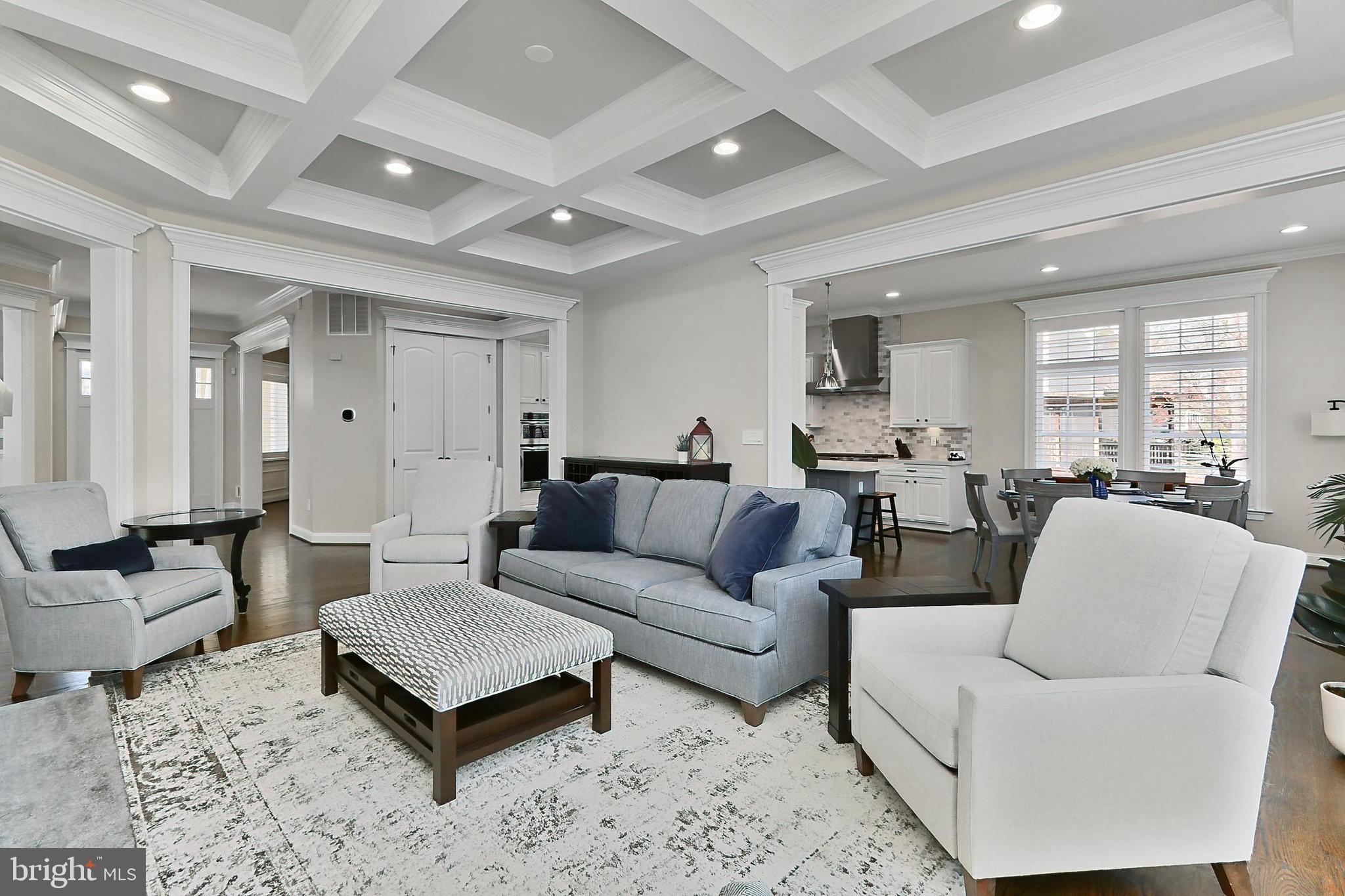 VIENNA WOODS - Residential