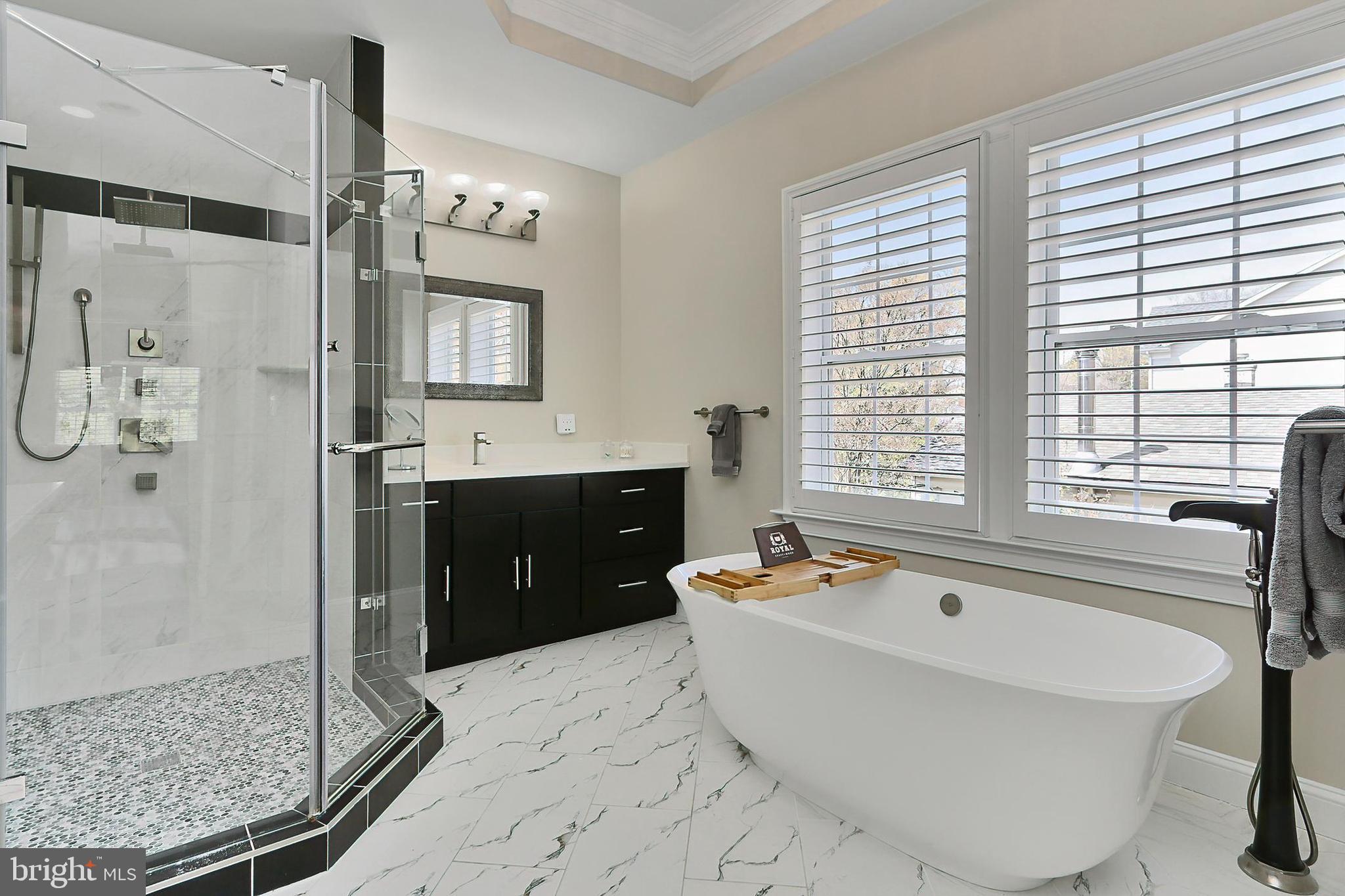 VIENNA WOODS - Residential