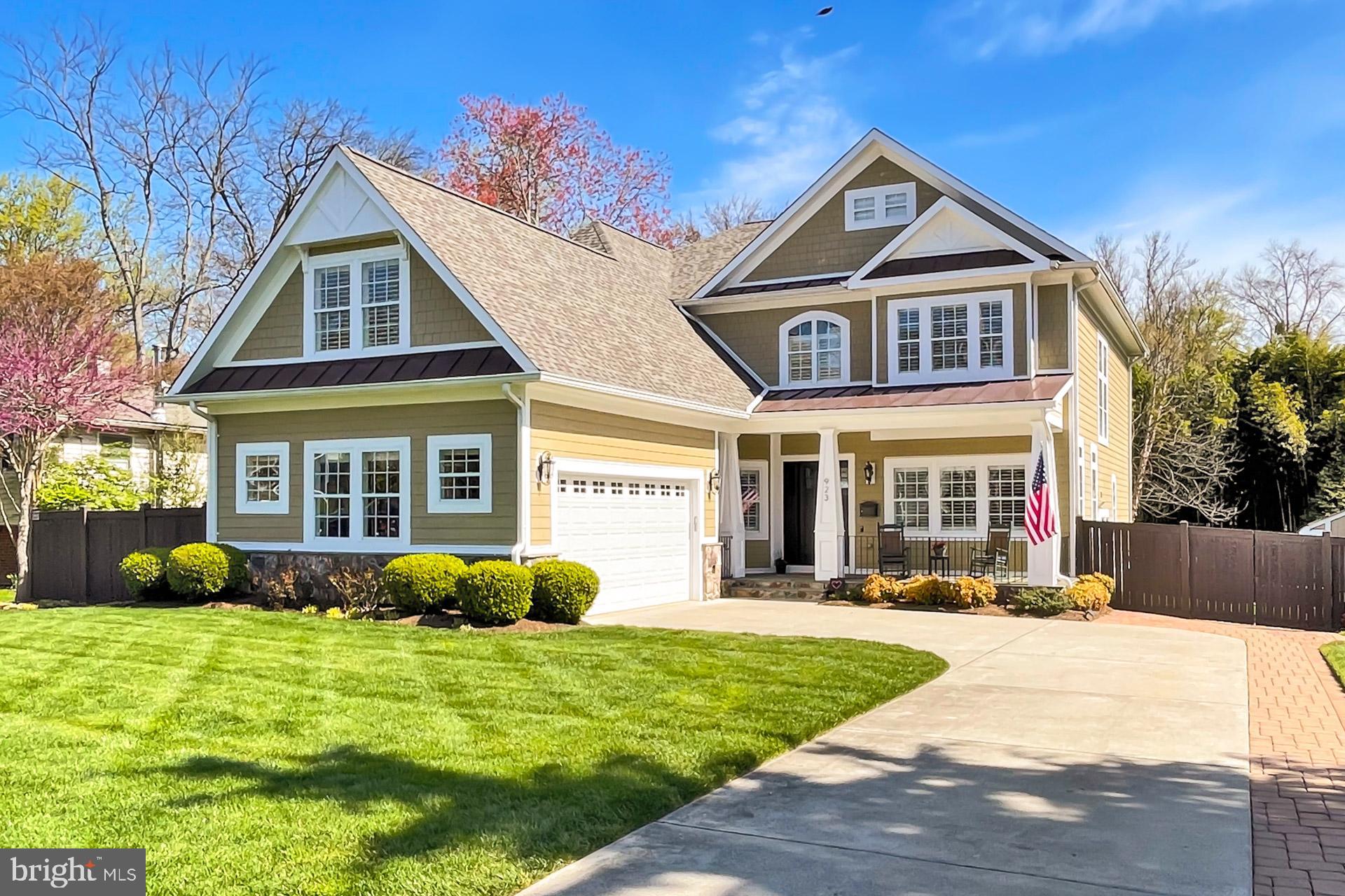 VIENNA WOODS - Residential