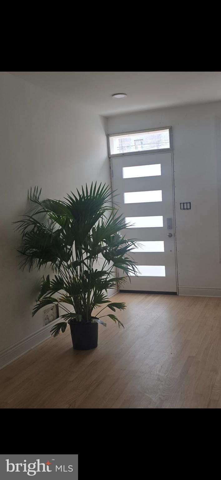 KENSINGTON - Residential