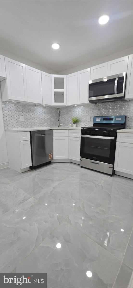 KENSINGTON - Residential