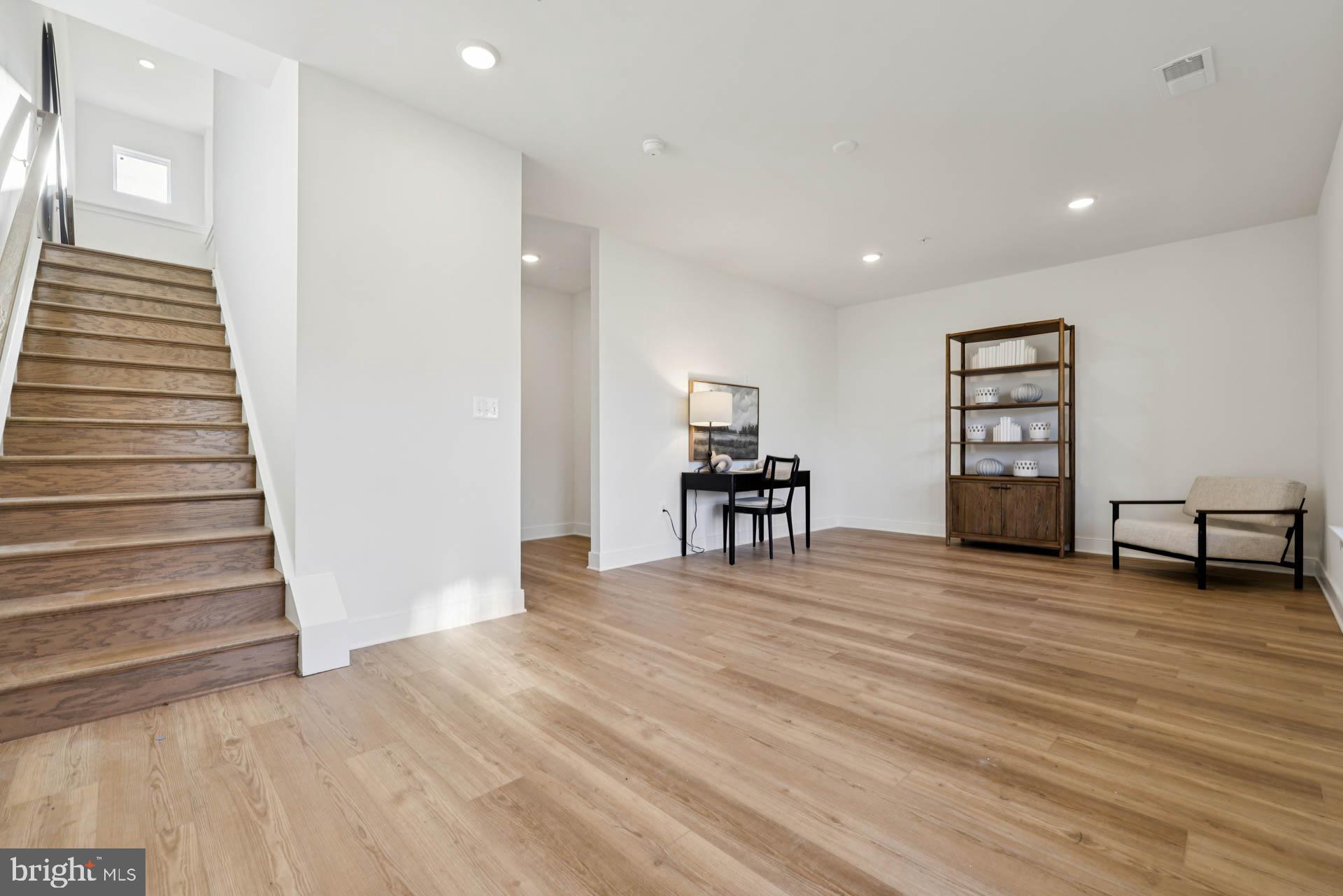 CABIN BRANCH - Residential