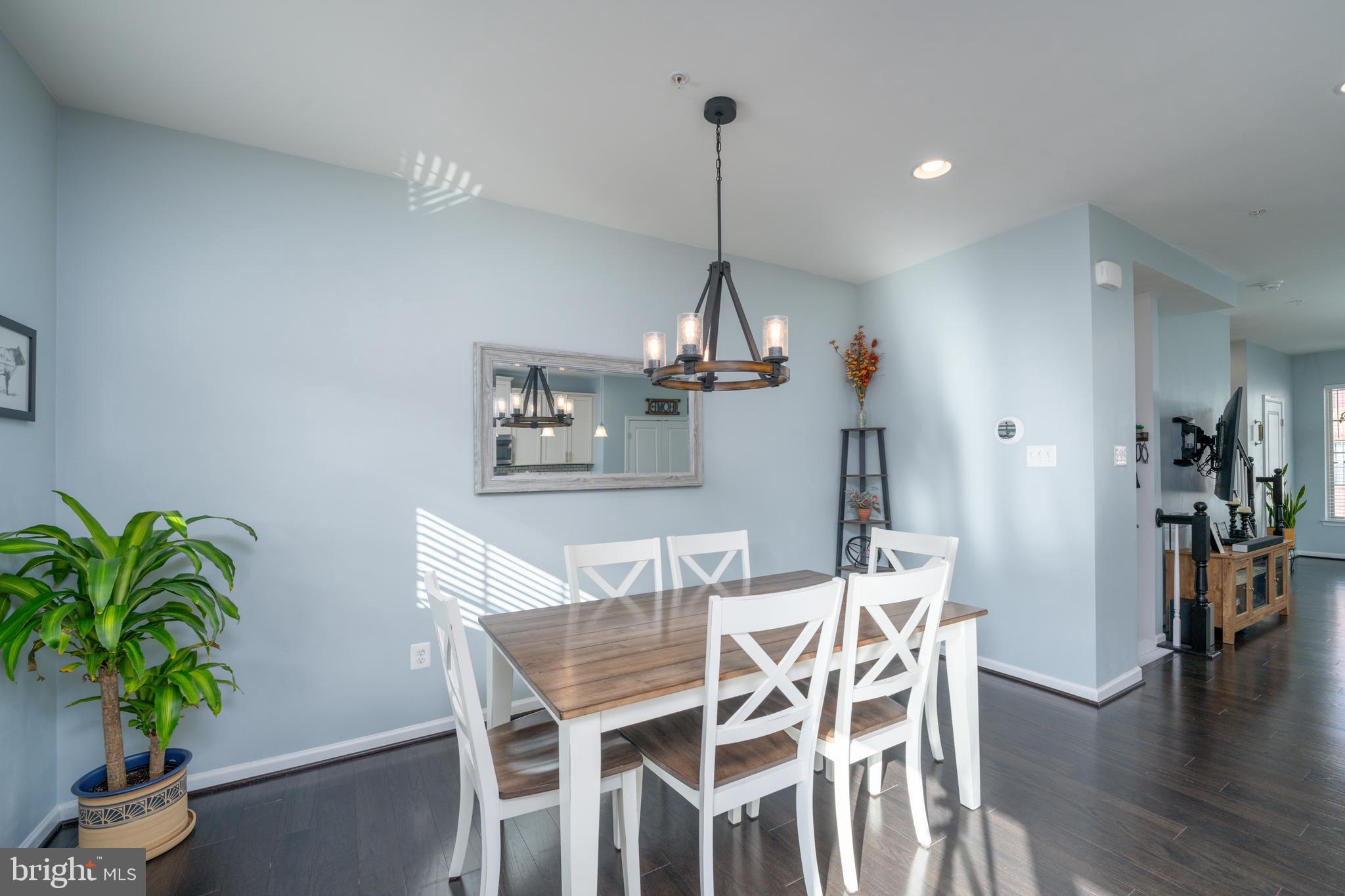 NORTH SHORE FOREST - Residential