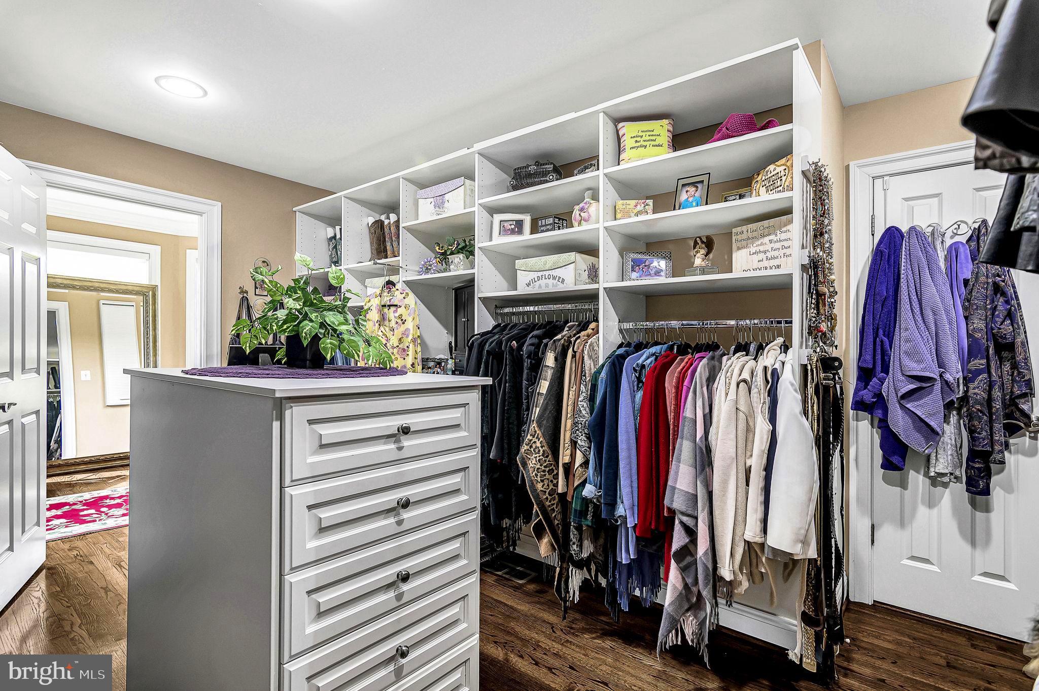 MOUNTAIN FARM - Residential