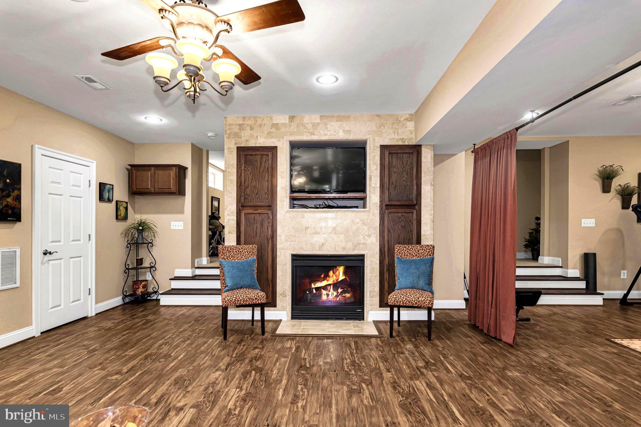 MOUNTAIN FARM - Residential