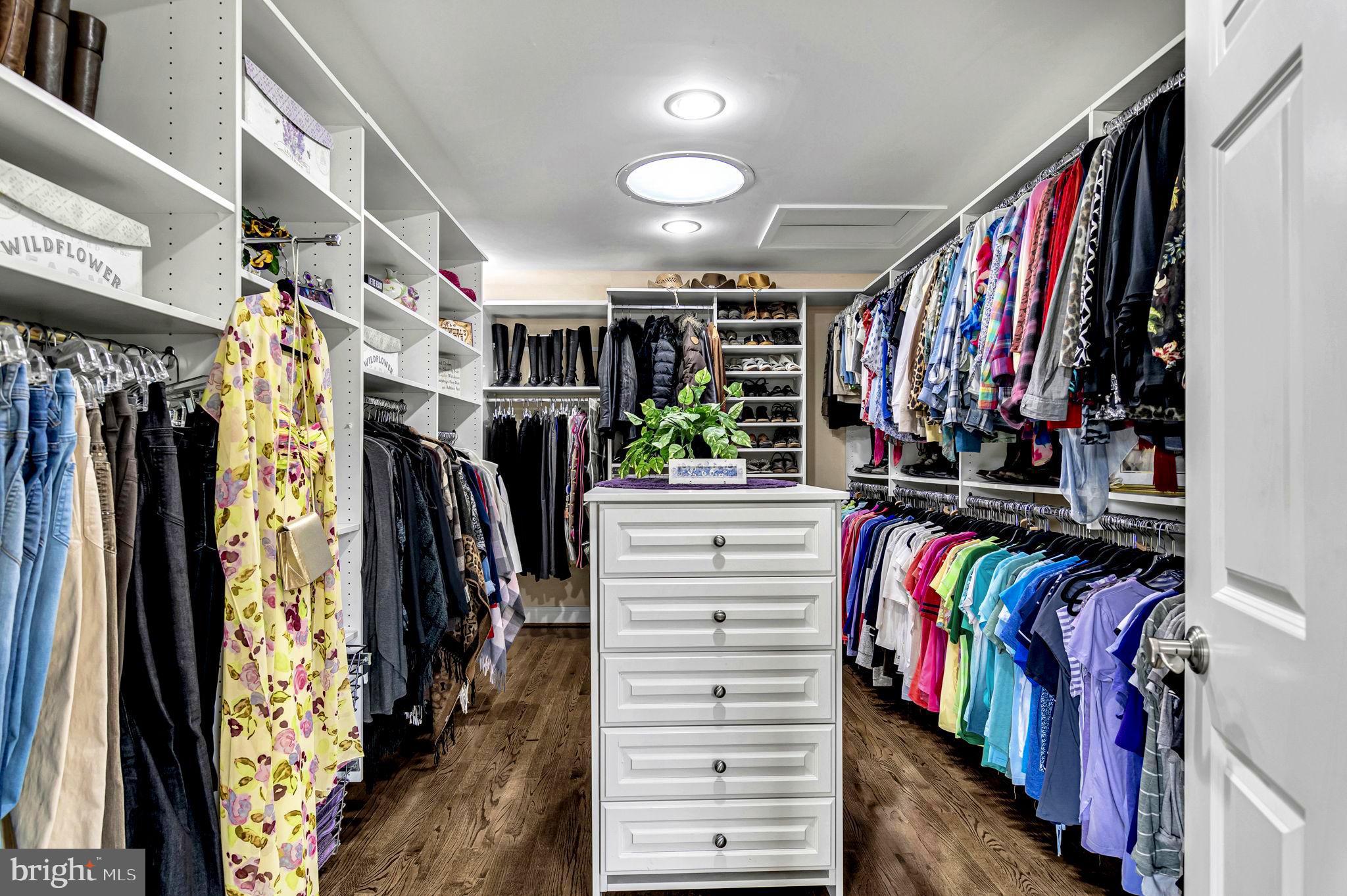 MOUNTAIN FARM - Residential