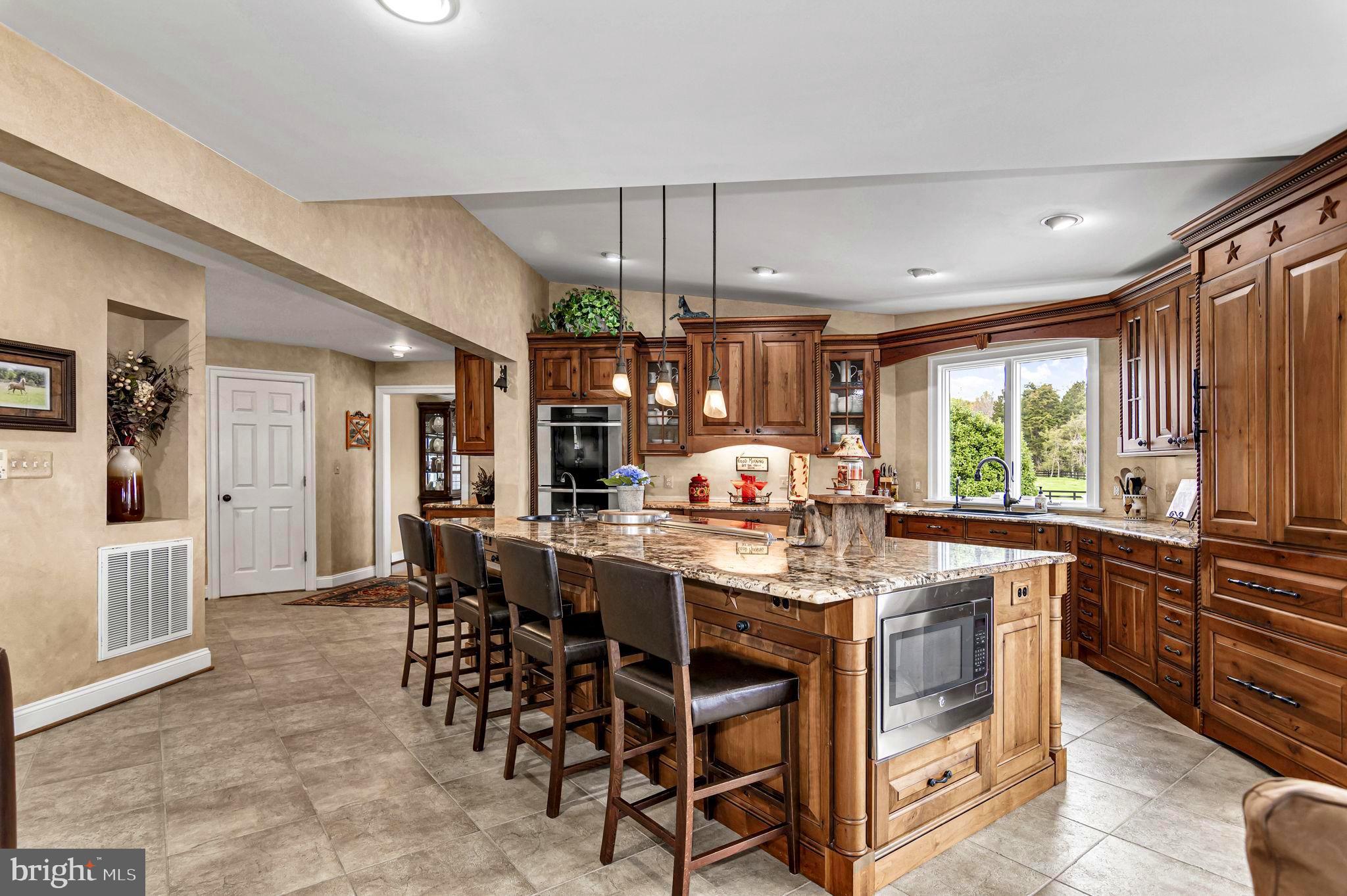 MOUNTAIN FARM - Residential