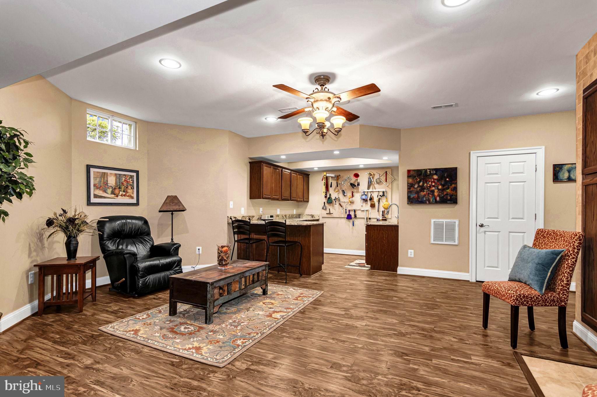 MOUNTAIN FARM - Residential