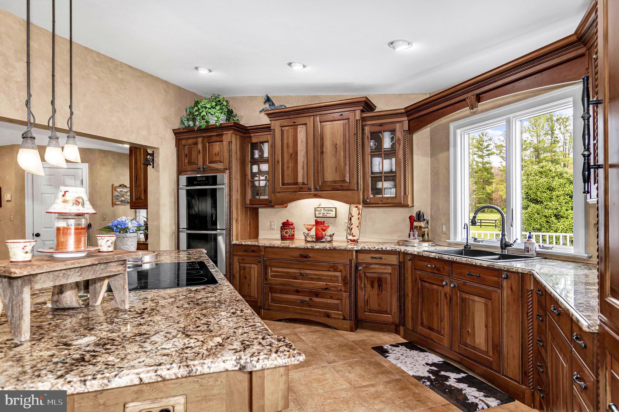 MOUNTAIN FARM - Residential