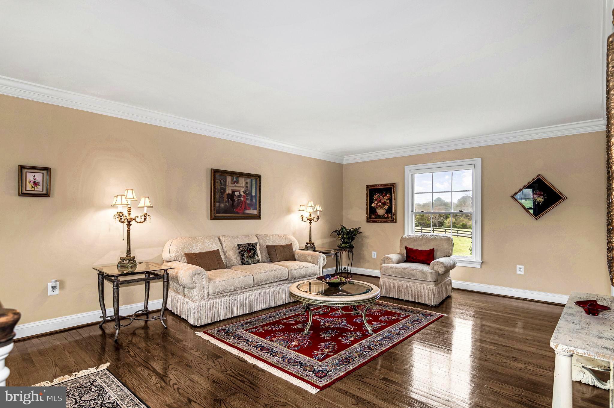 MOUNTAIN FARM - Residential