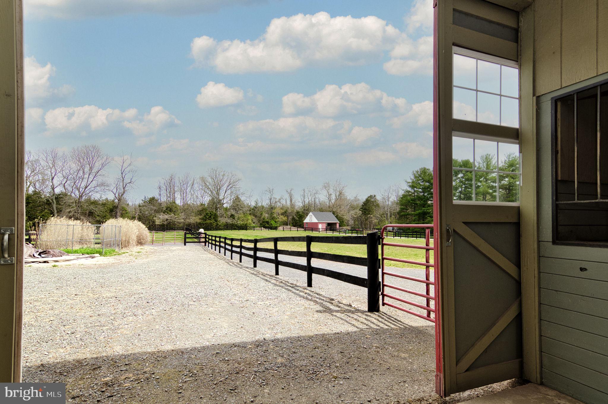 MOUNTAIN FARM - Residential