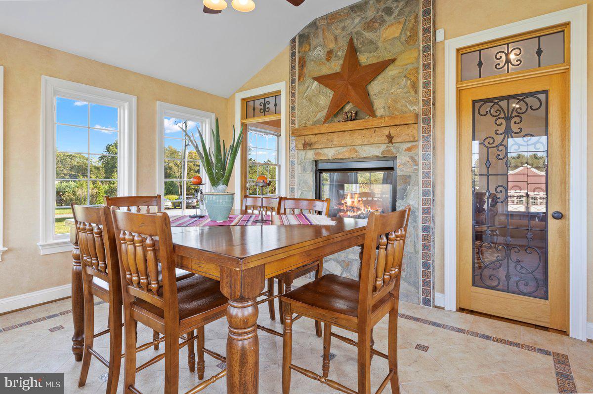 MOUNTAIN FARM - Residential