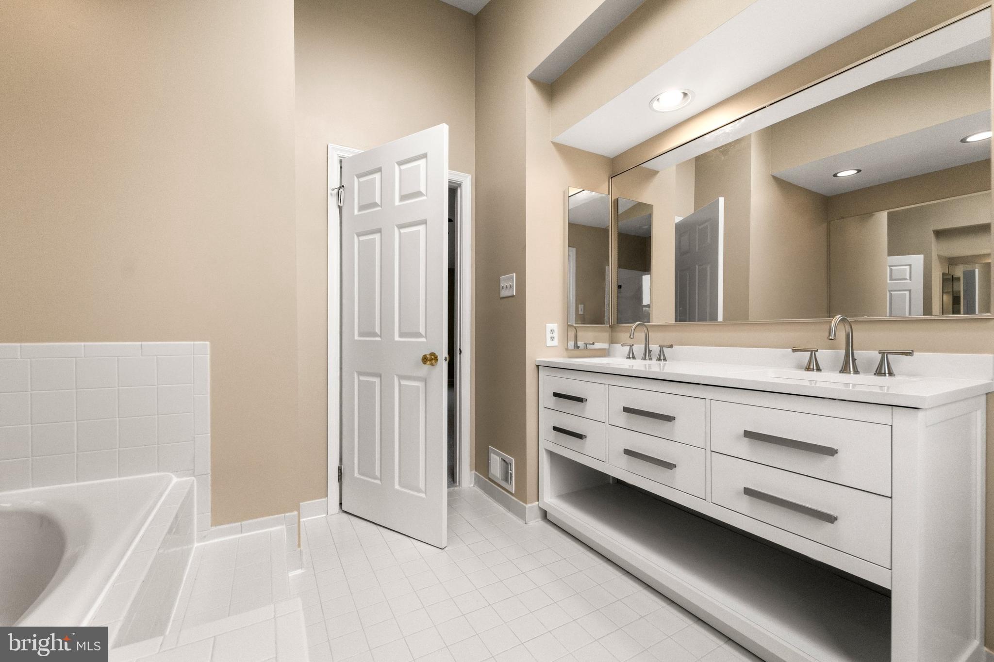 NEWBRIDGE - Residential