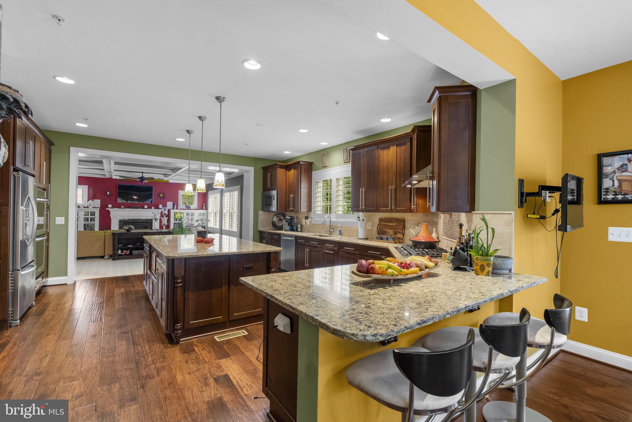 THE RESERVE AT COLLEGE HEIGHTS - Residential