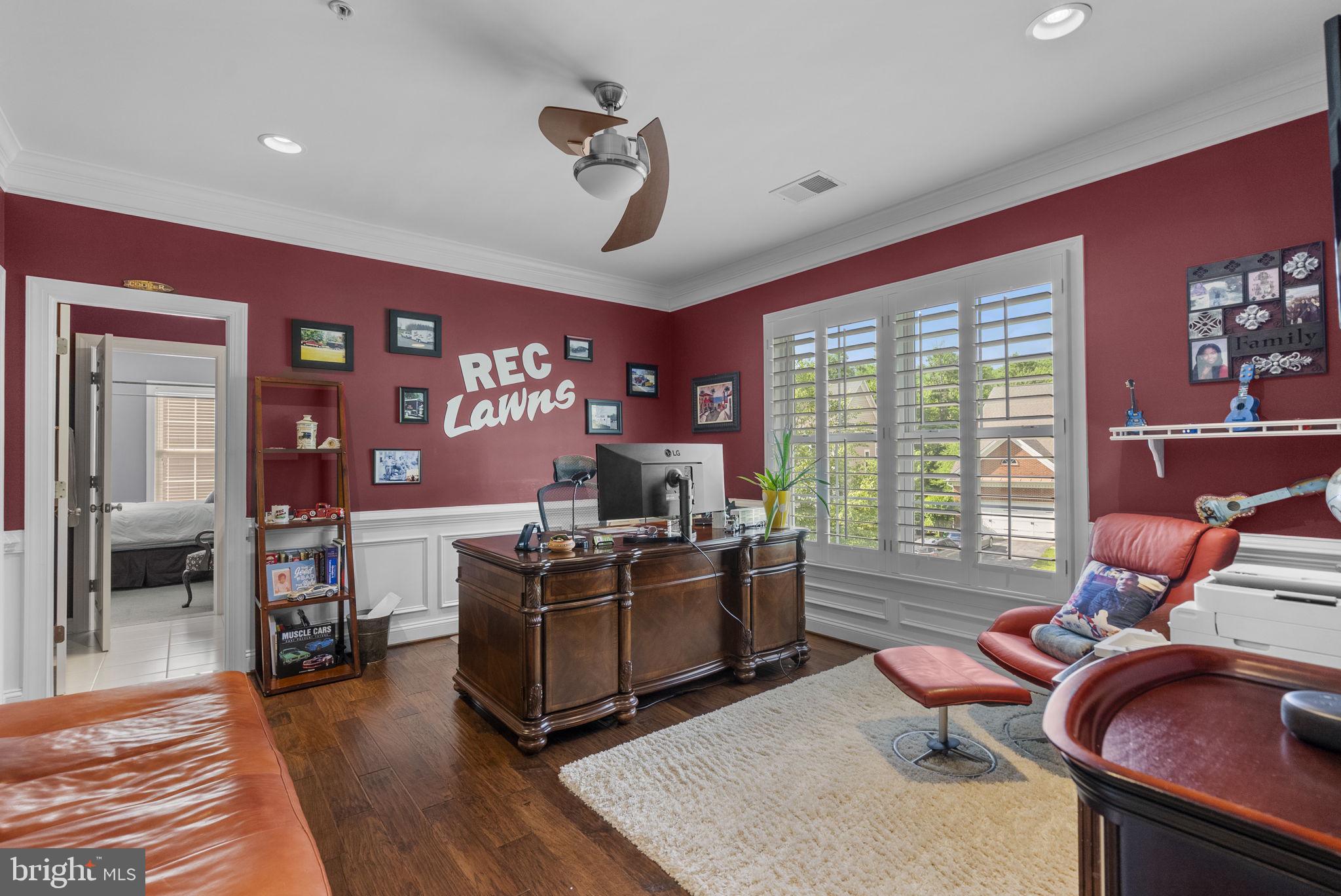 THE RESERVE AT COLLEGE HEIGHTS - Residential
