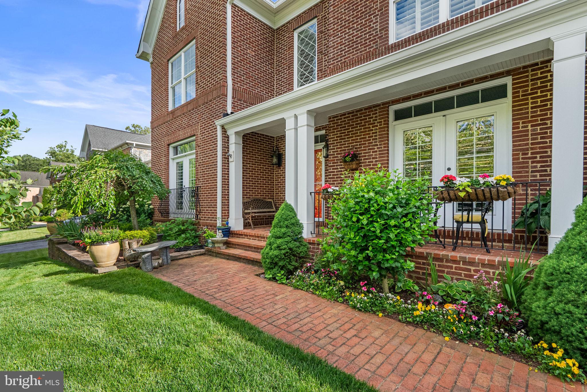 THE RESERVE AT COLLEGE HEIGHTS - Residential