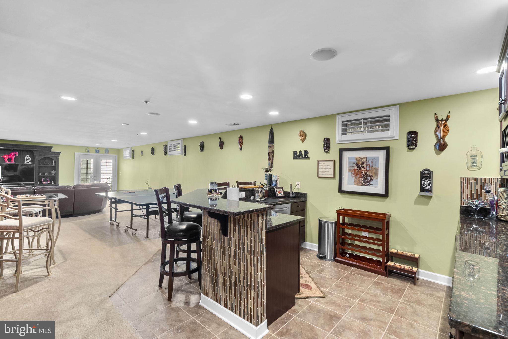 THE RESERVE AT COLLEGE HEIGHTS - Residential