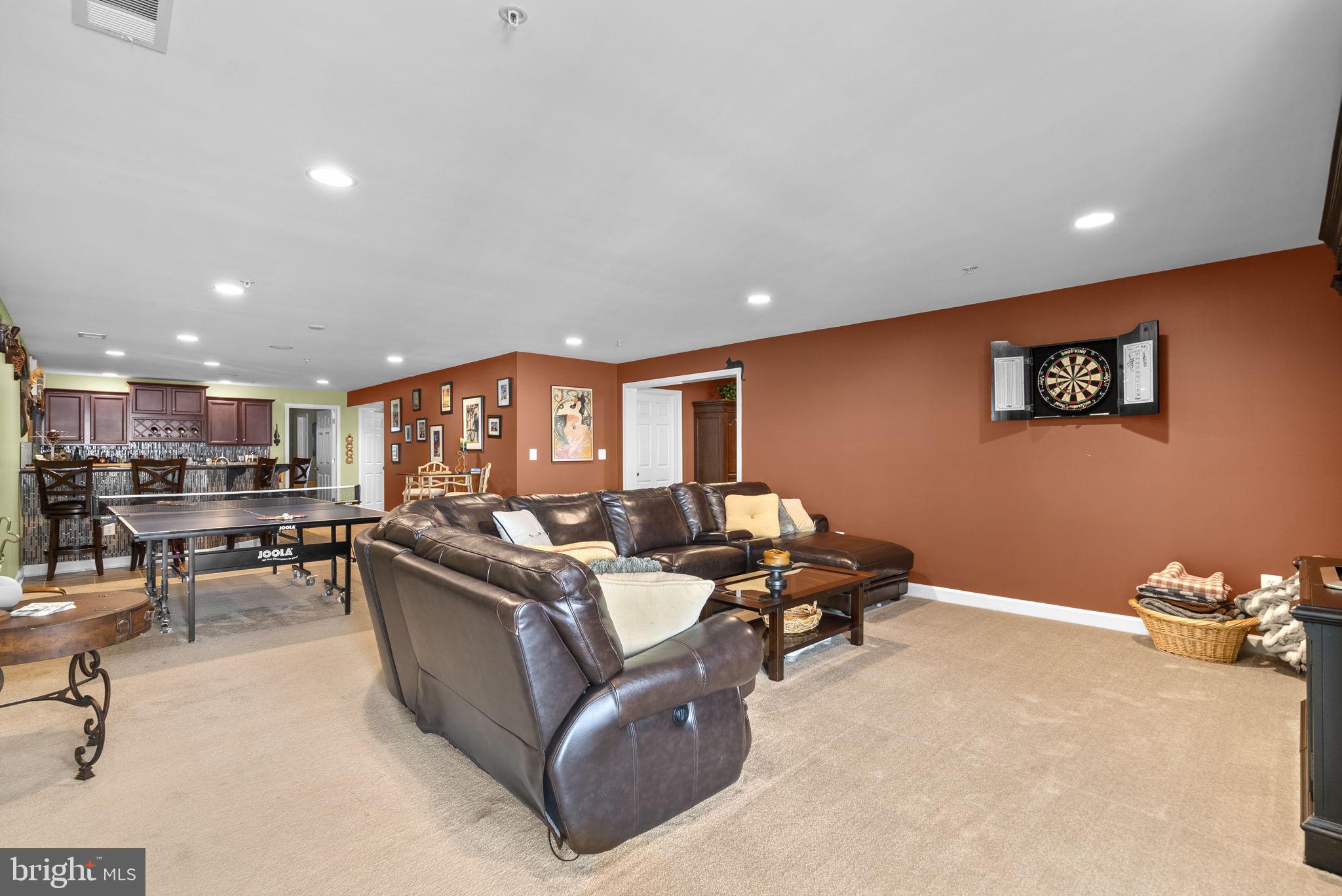 THE RESERVE AT COLLEGE HEIGHTS - Residential