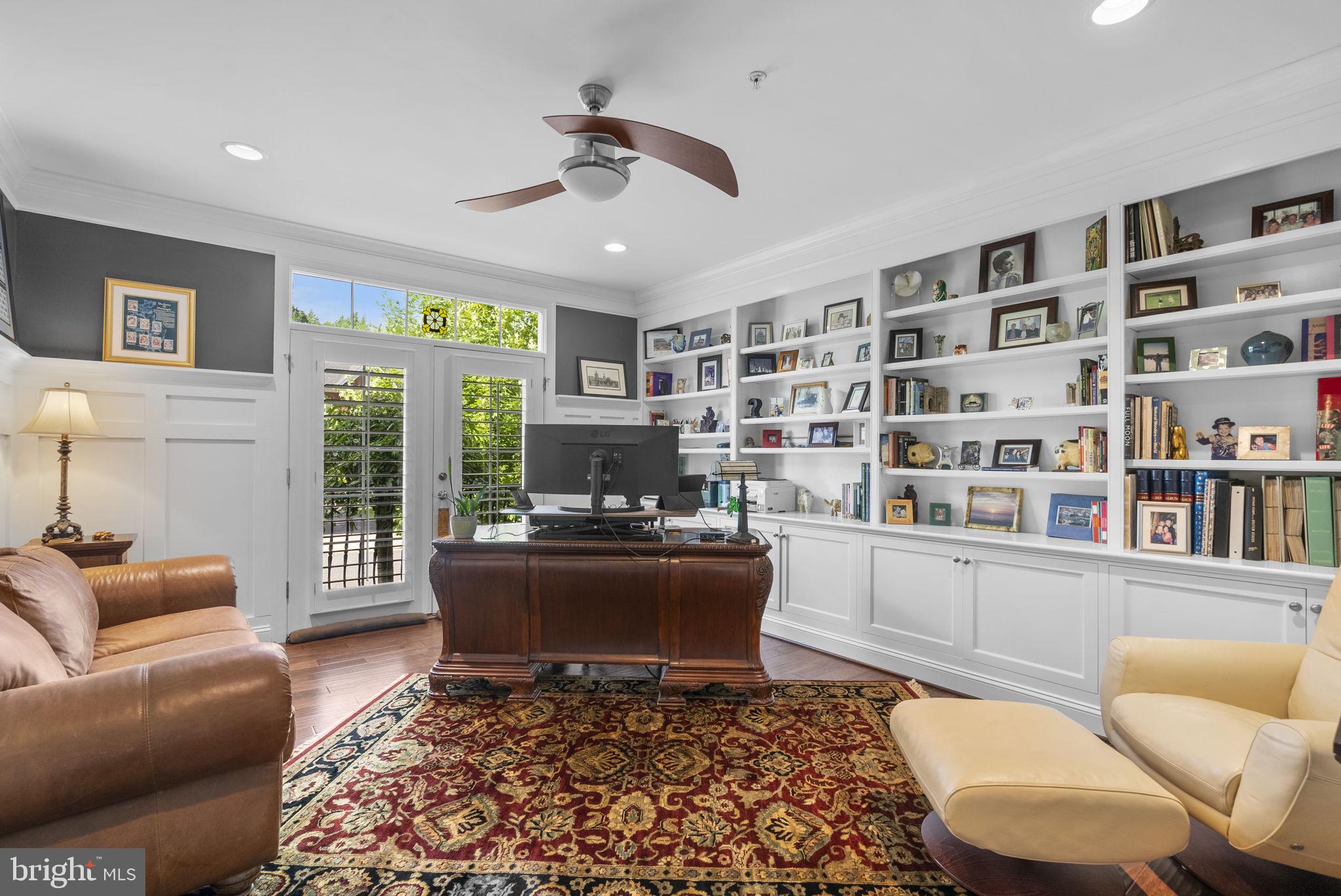 THE RESERVE AT COLLEGE HEIGHTS - Residential