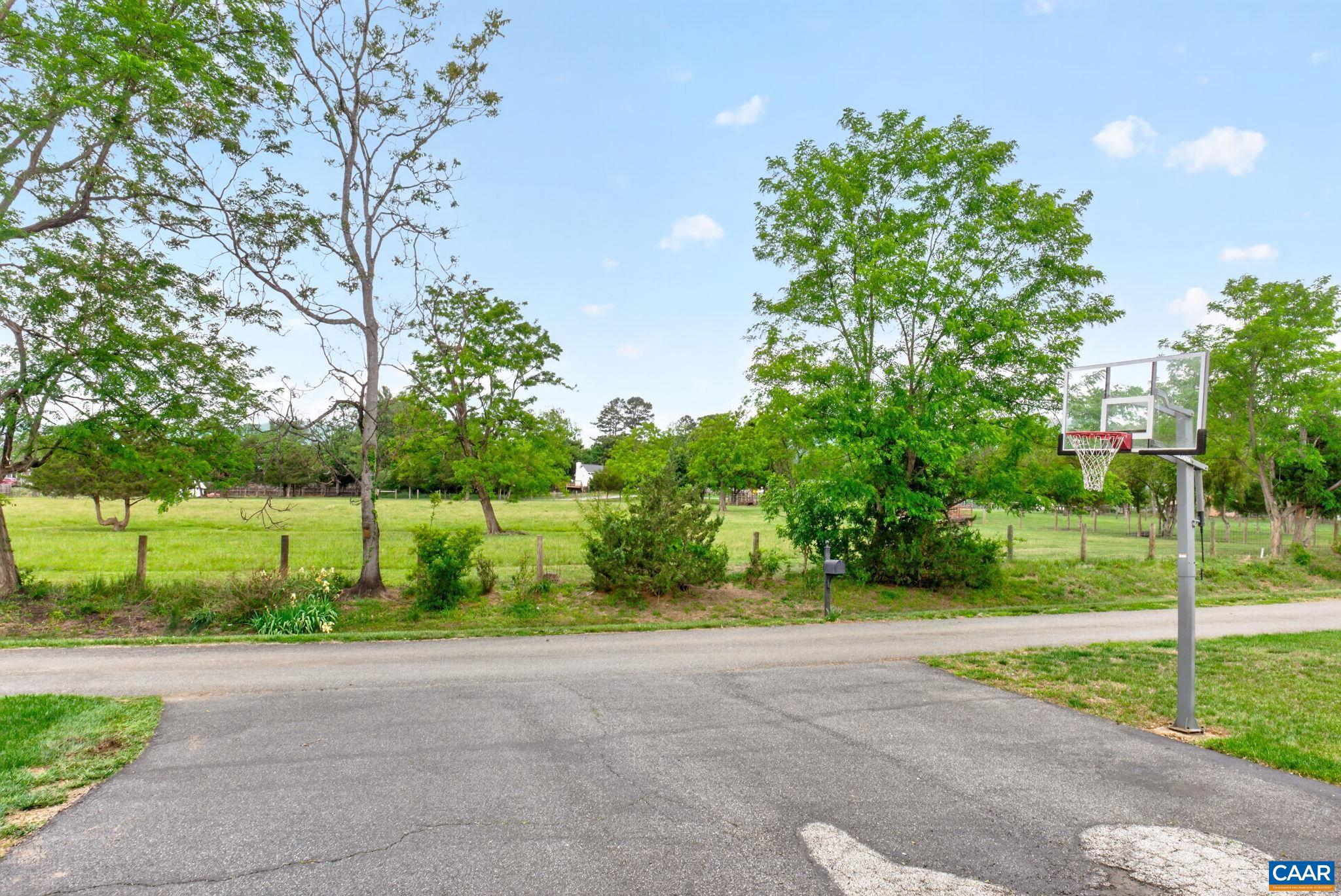OLD TRAIL - Residential