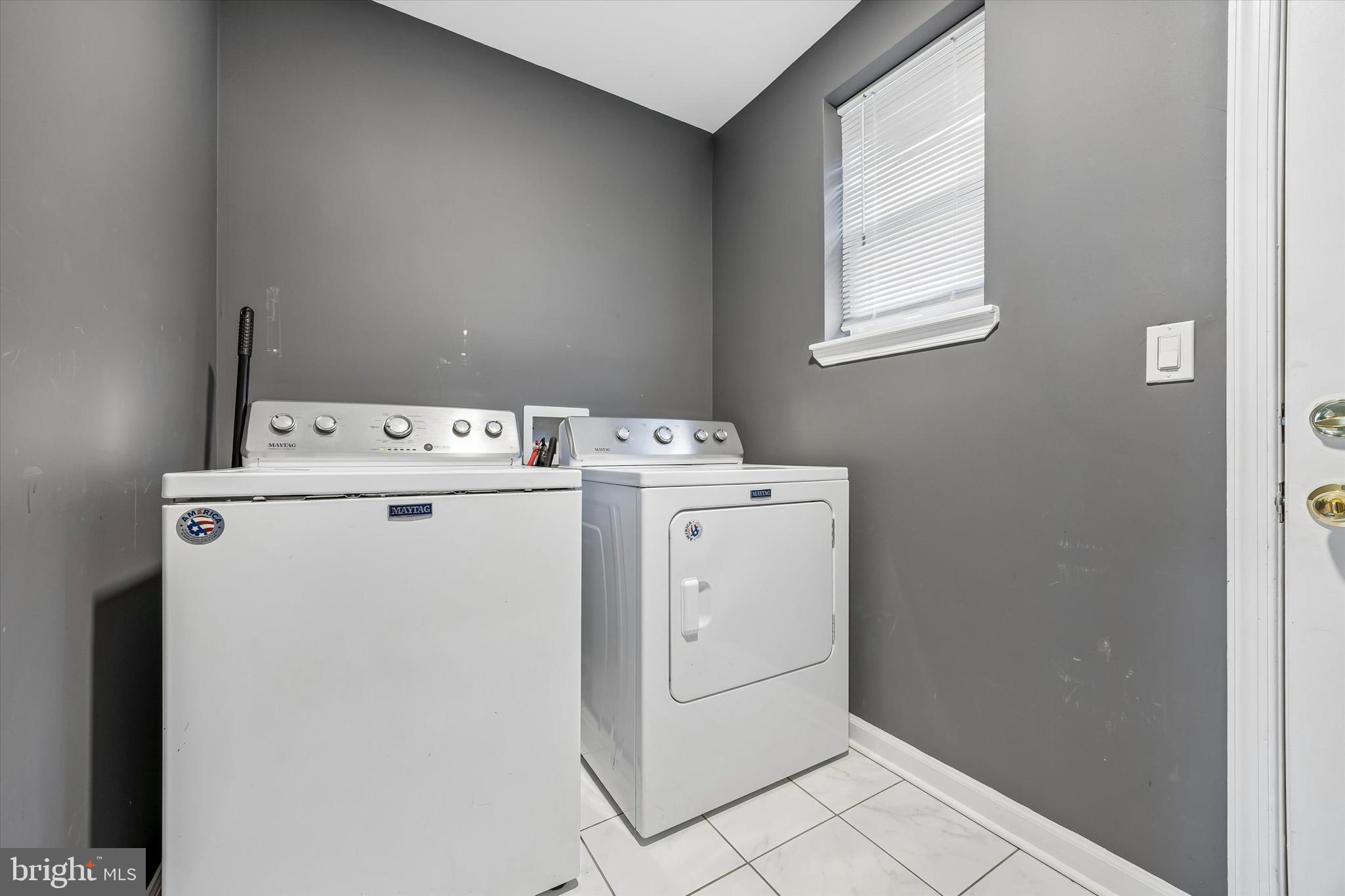 KENSINGTON - Residential