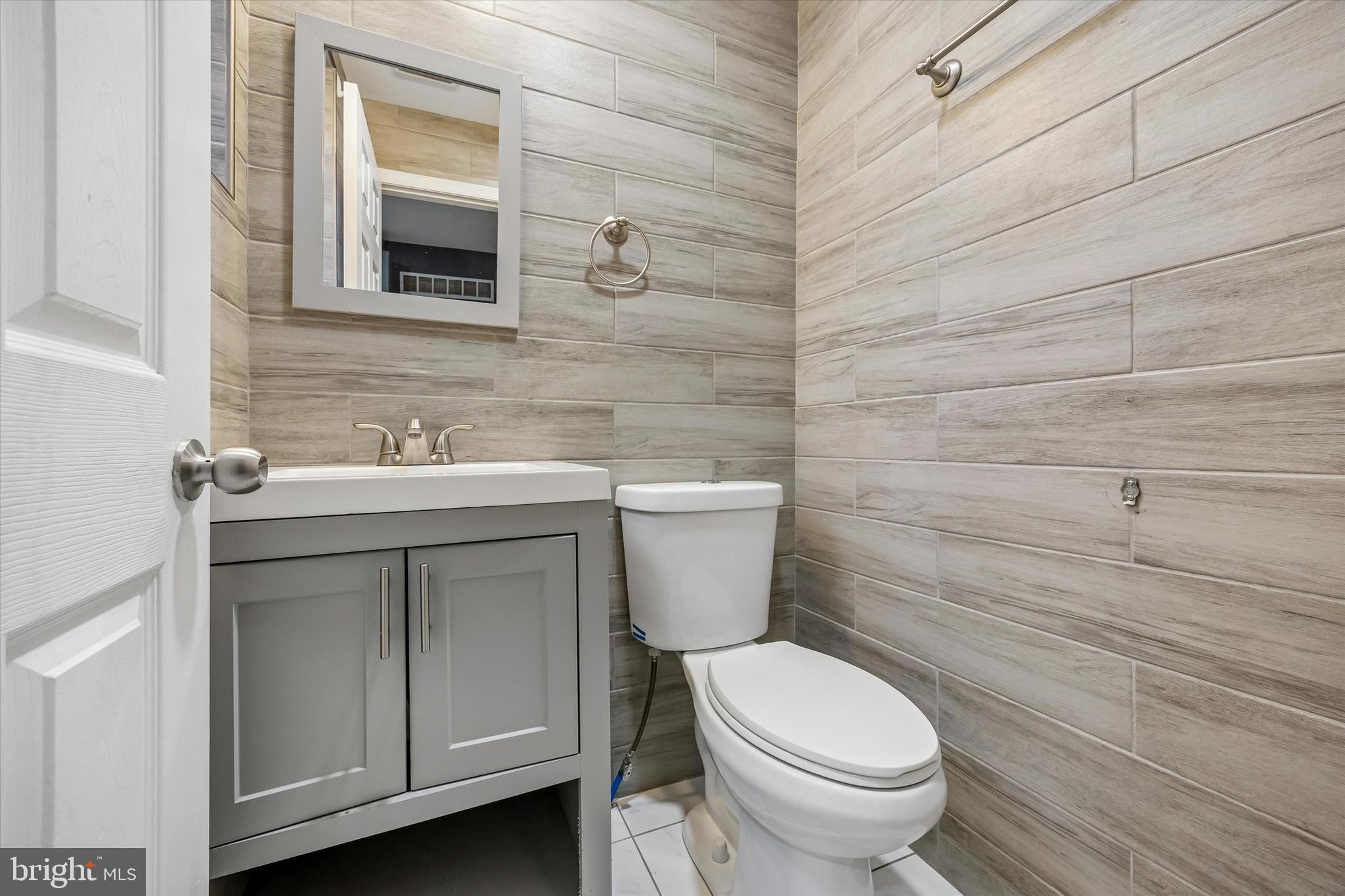 KENSINGTON - Residential