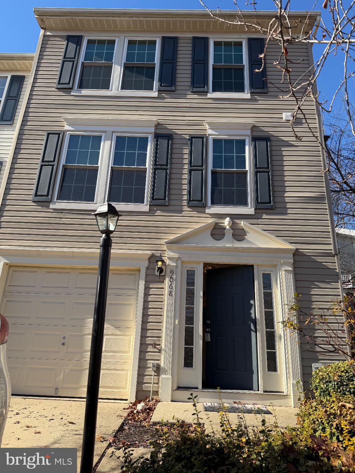 FOXBOROUGH/KINGSBROOKE - Residential Lease