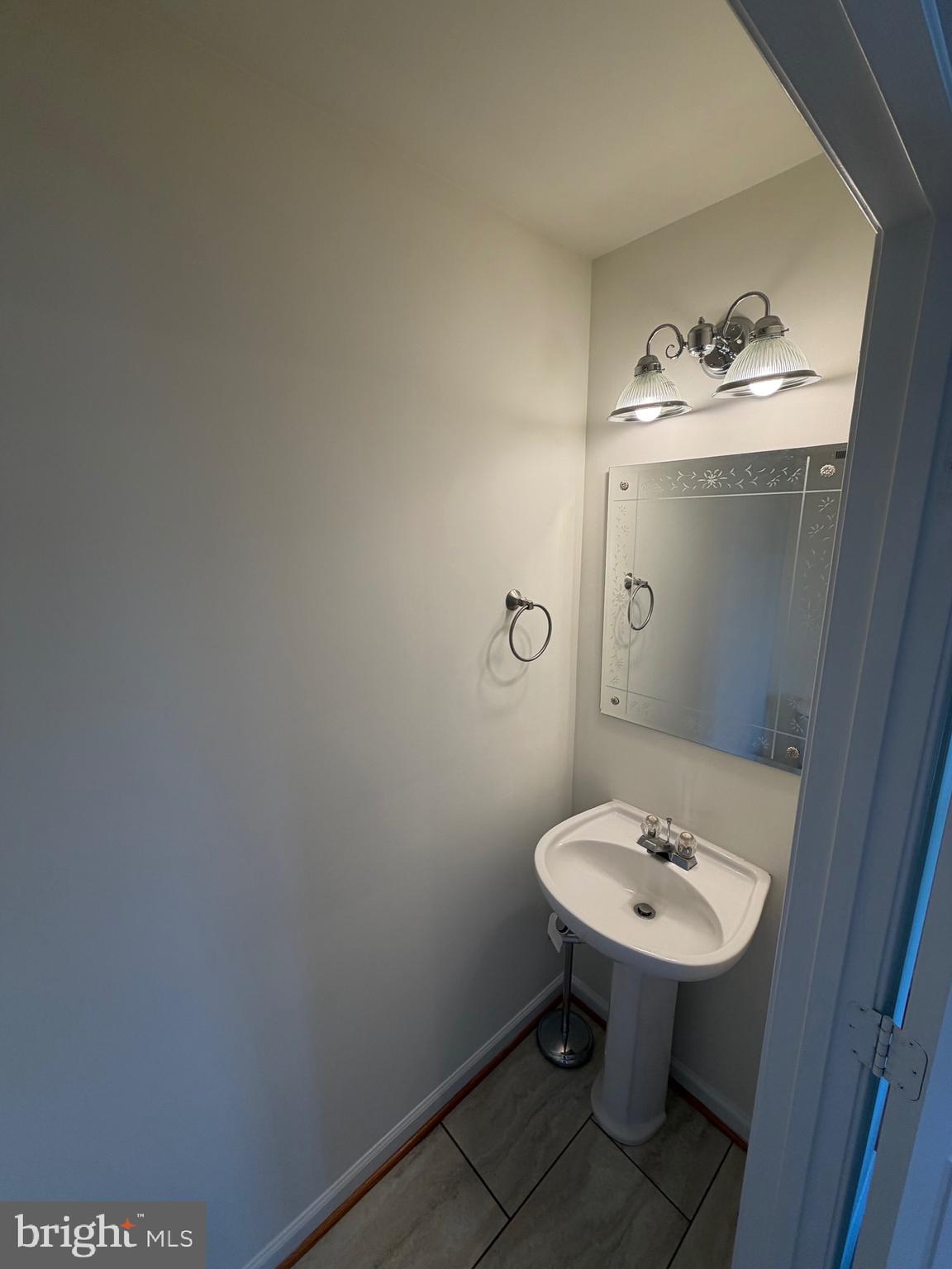 FOXBOROUGH/KINGSBROOKE - Residential Lease