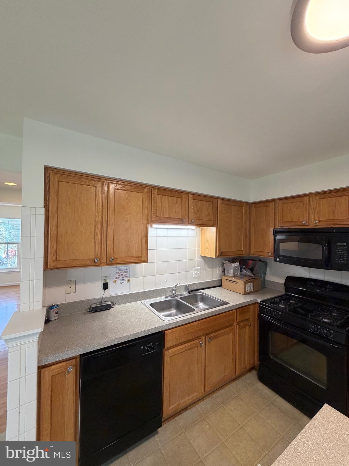 FOXBOROUGH/KINGSBROOKE - Residential Lease