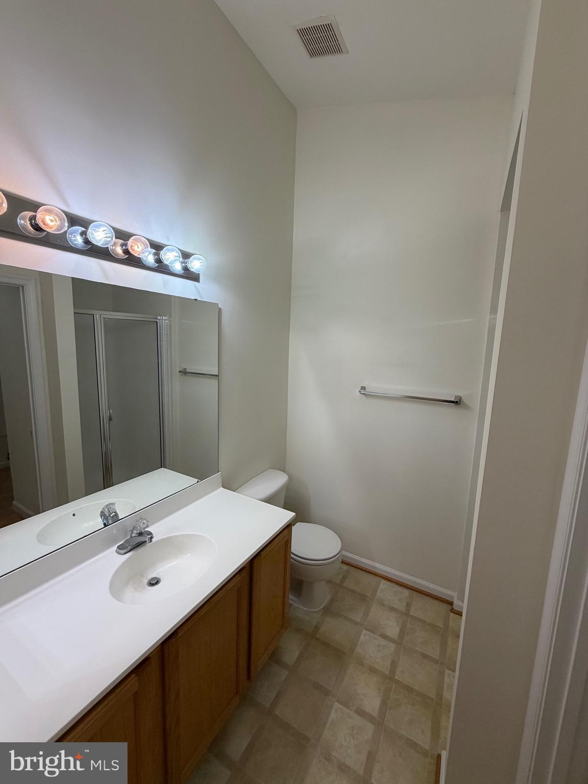 FOXBOROUGH/KINGSBROOKE - Residential Lease