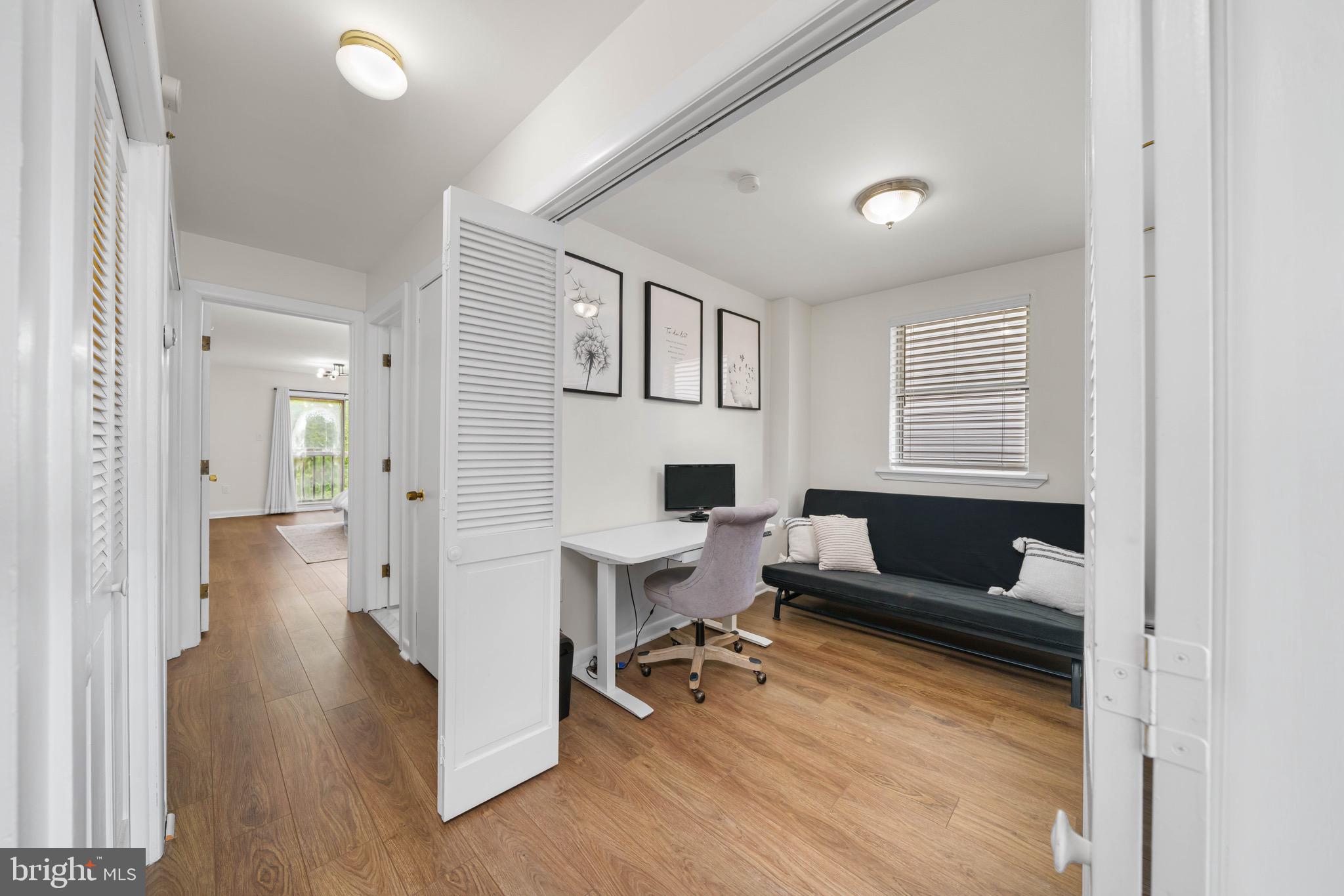 ROXBOROUGH - Residential