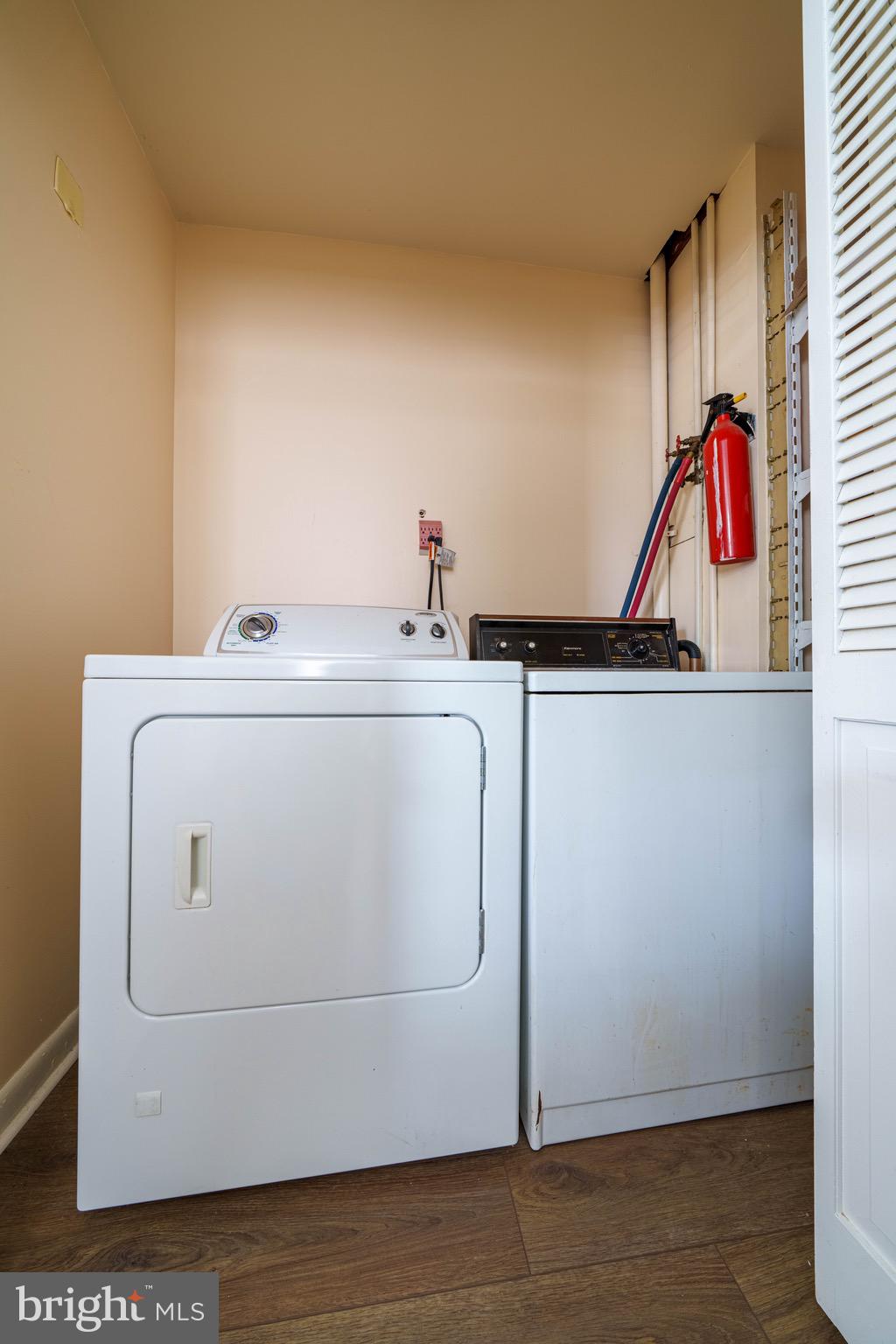 ROXBOROUGH - Residential