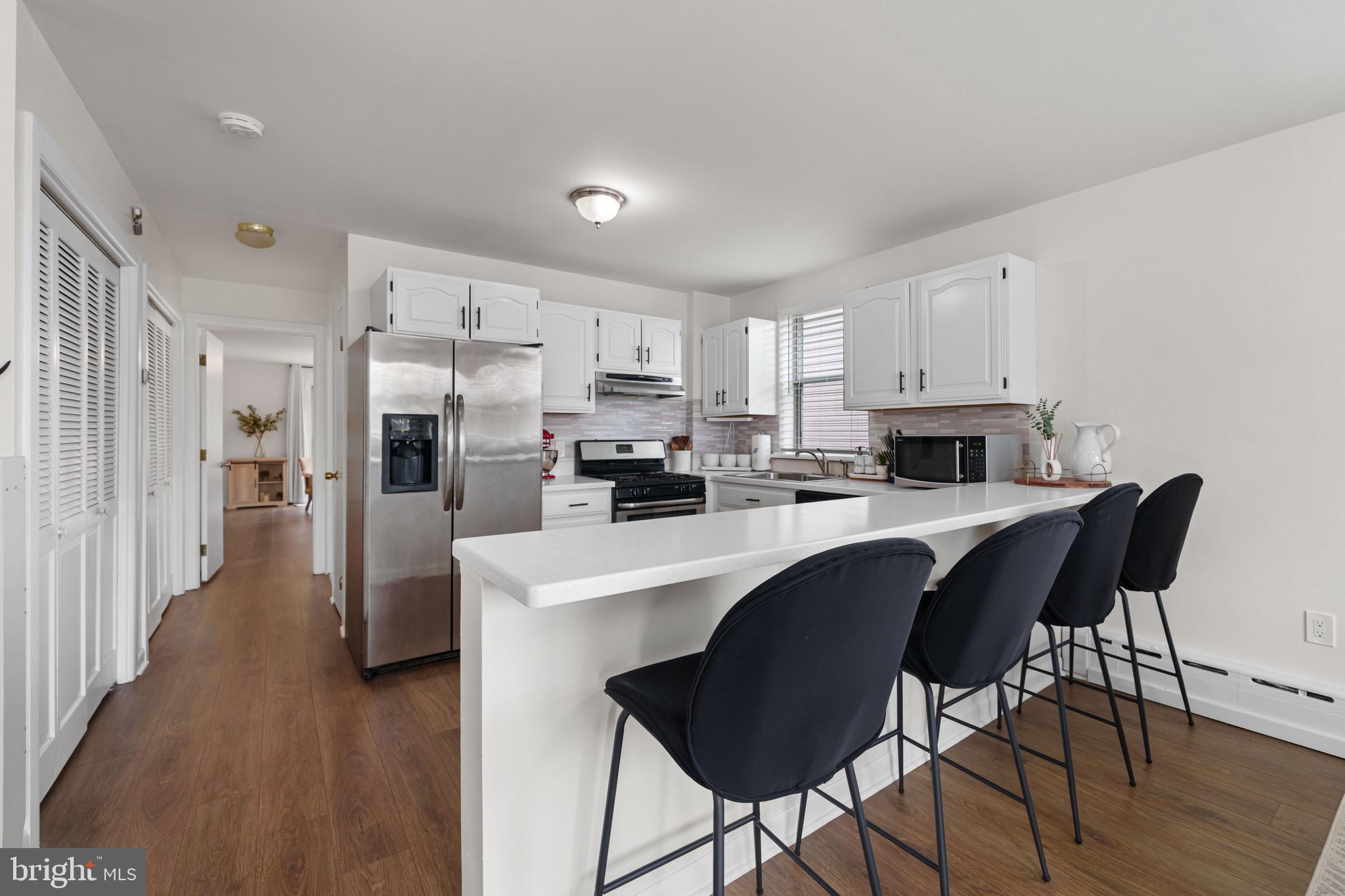 ROXBOROUGH - Residential