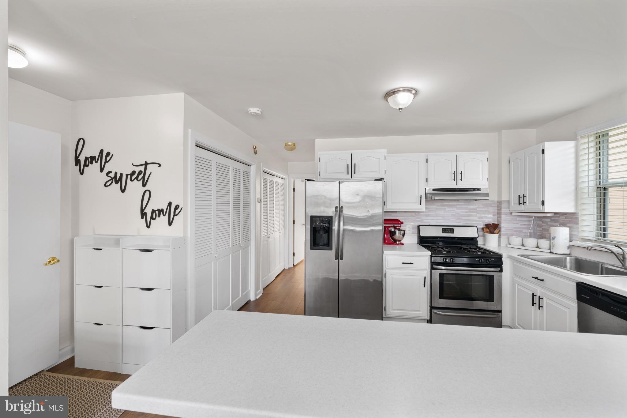 ROXBOROUGH - Residential