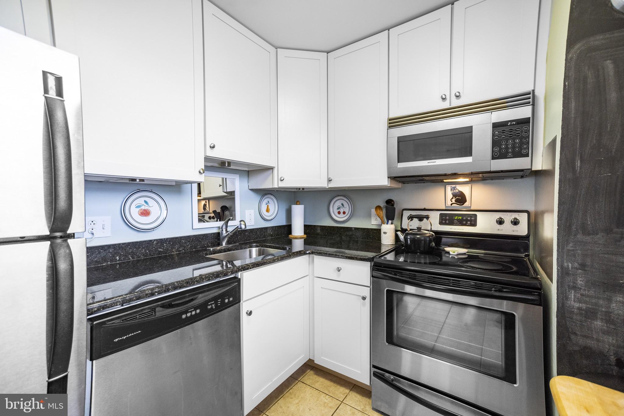 RITTENHOUSE SQUARE - Residential Lease