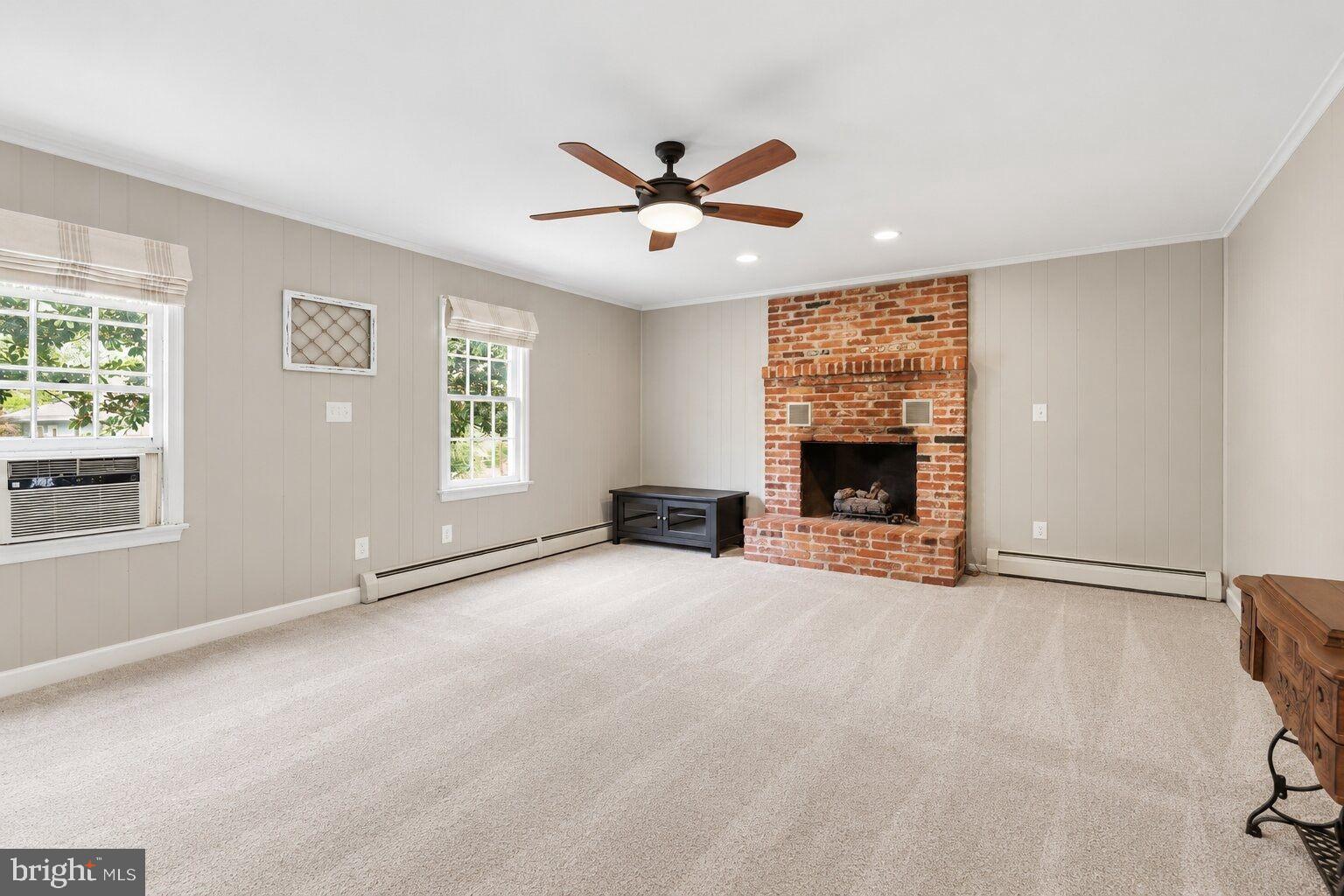 3816 N GLEBE ROAD
