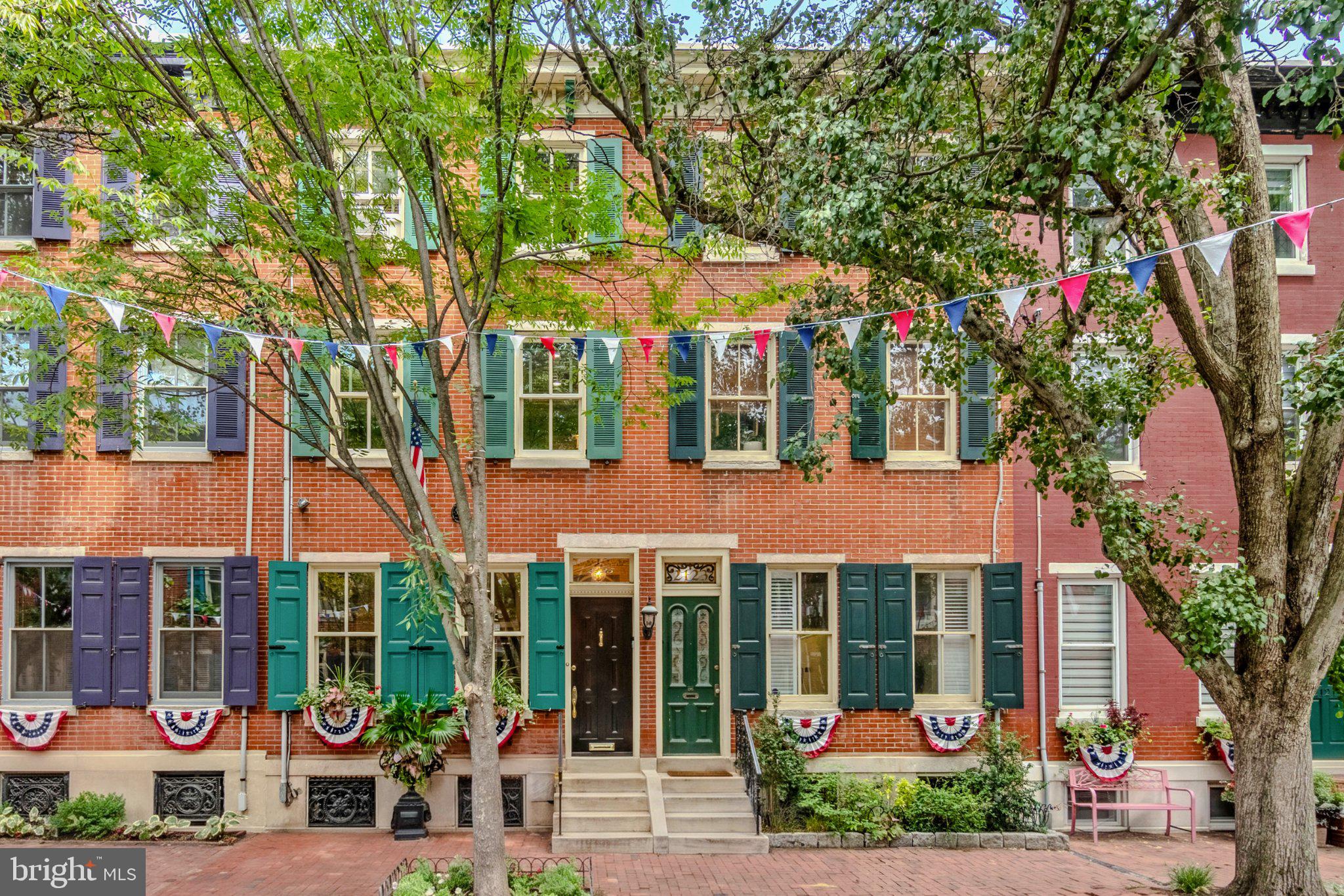 2125 BRANDYWINE STREET