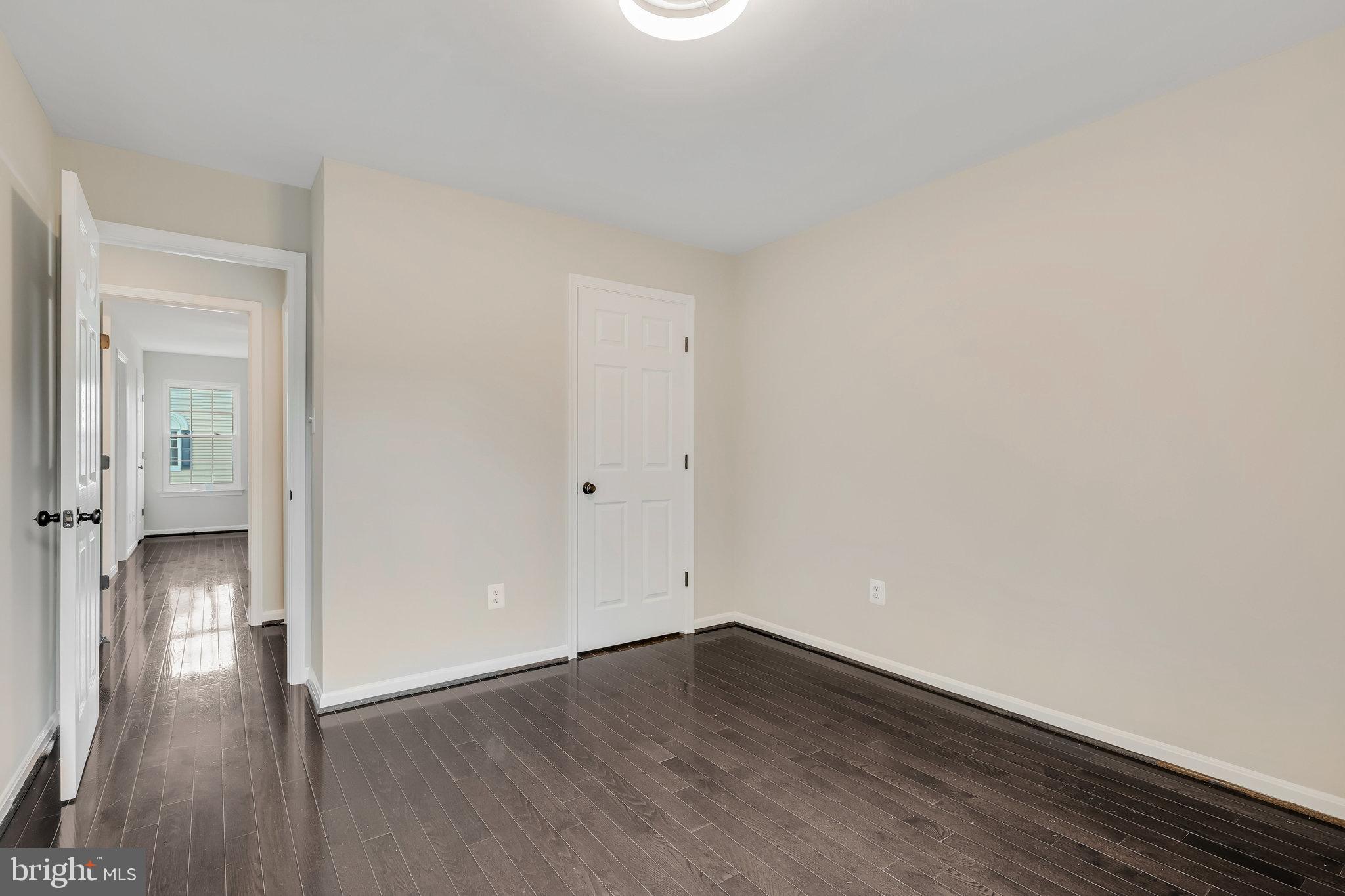 UNIVERSITY CENTER - Residential