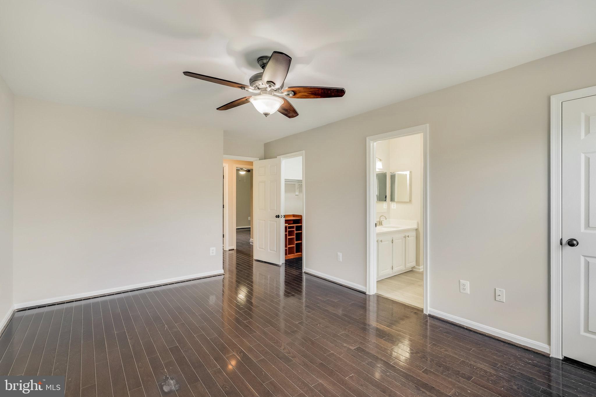 UNIVERSITY CENTER - Residential