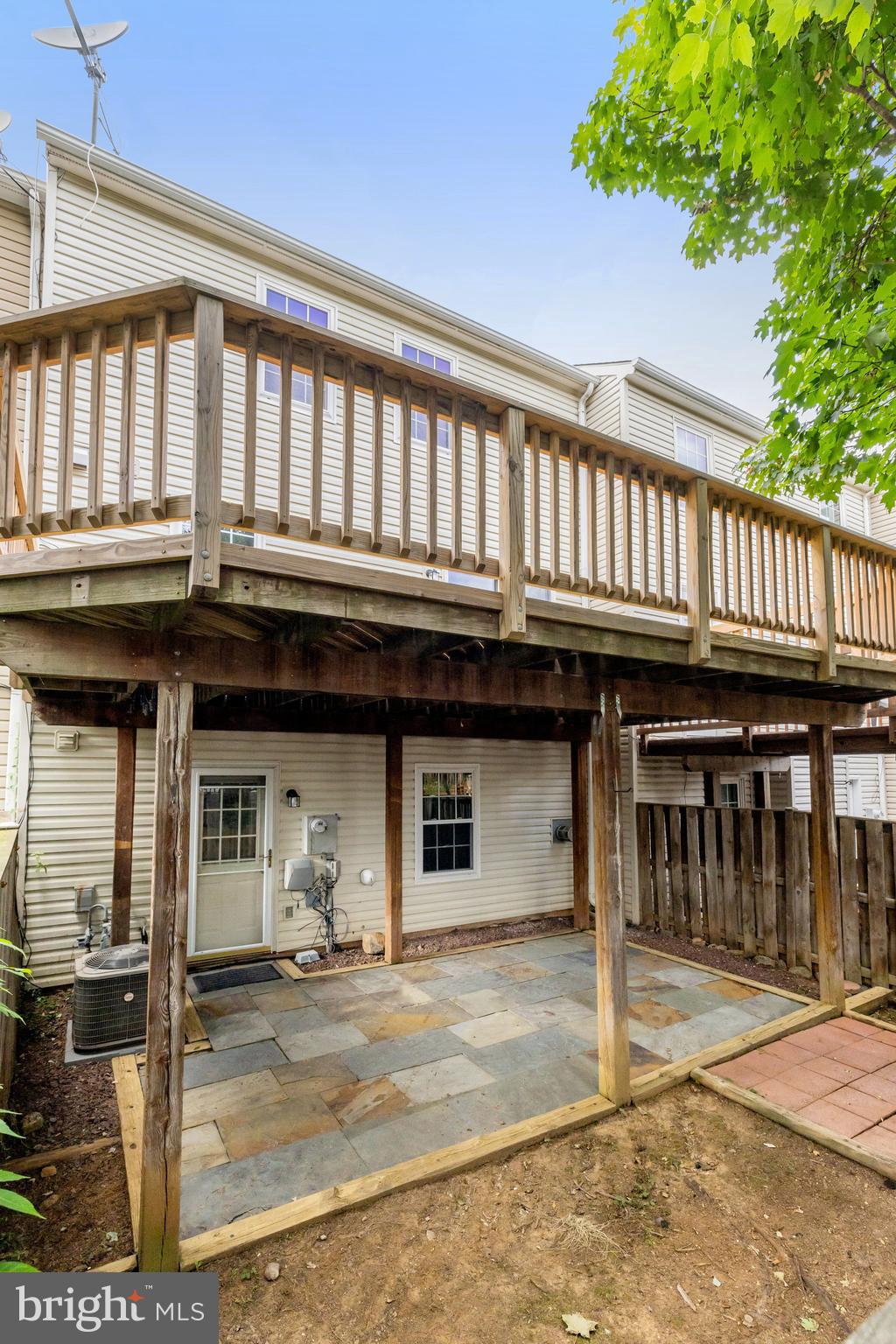 UNIVERSITY CENTER - Residential