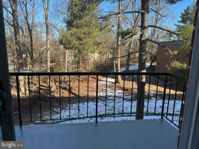 SOMERSET HOUSE - Residential Lease