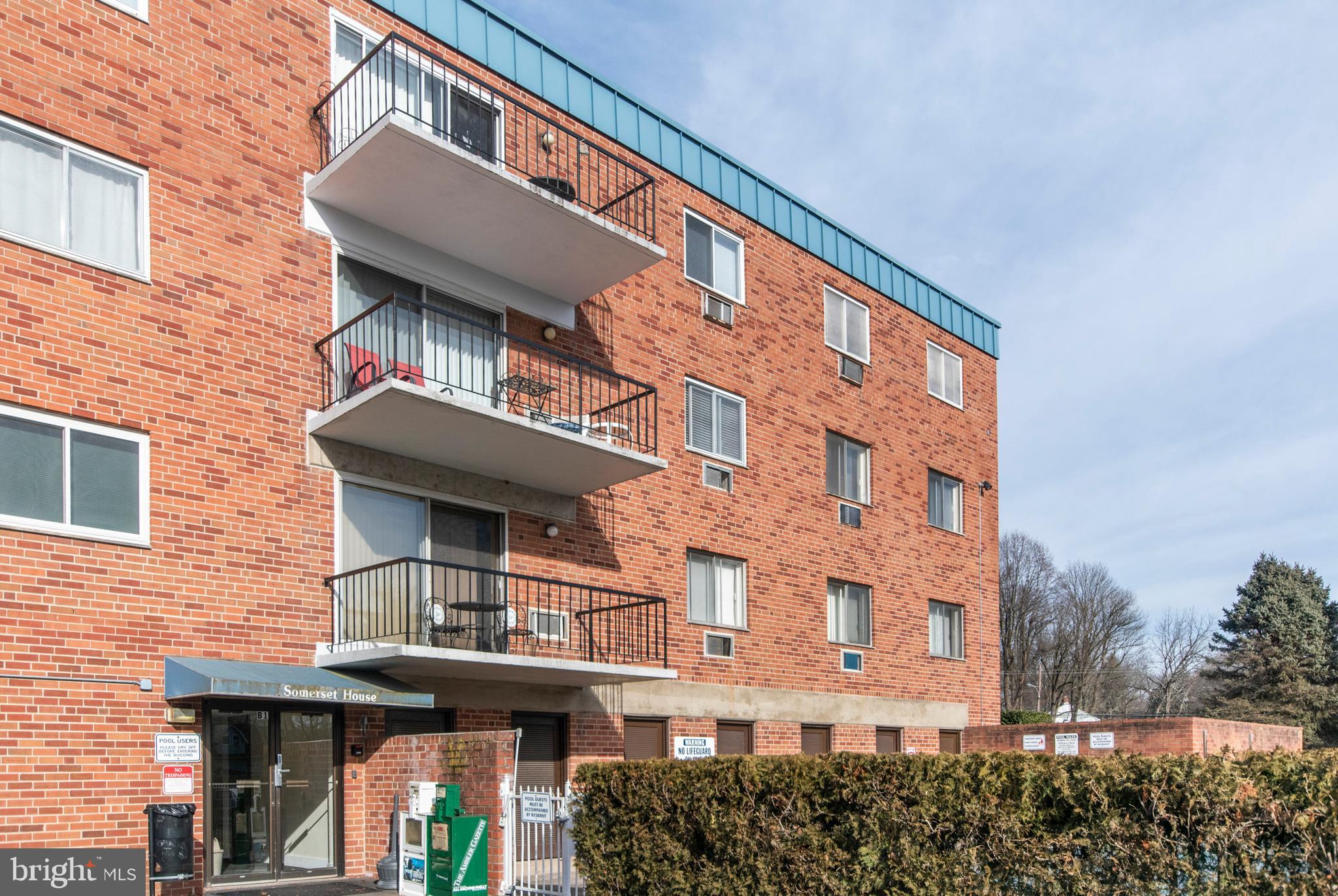 SOMERSET HOUSE - Residential Lease