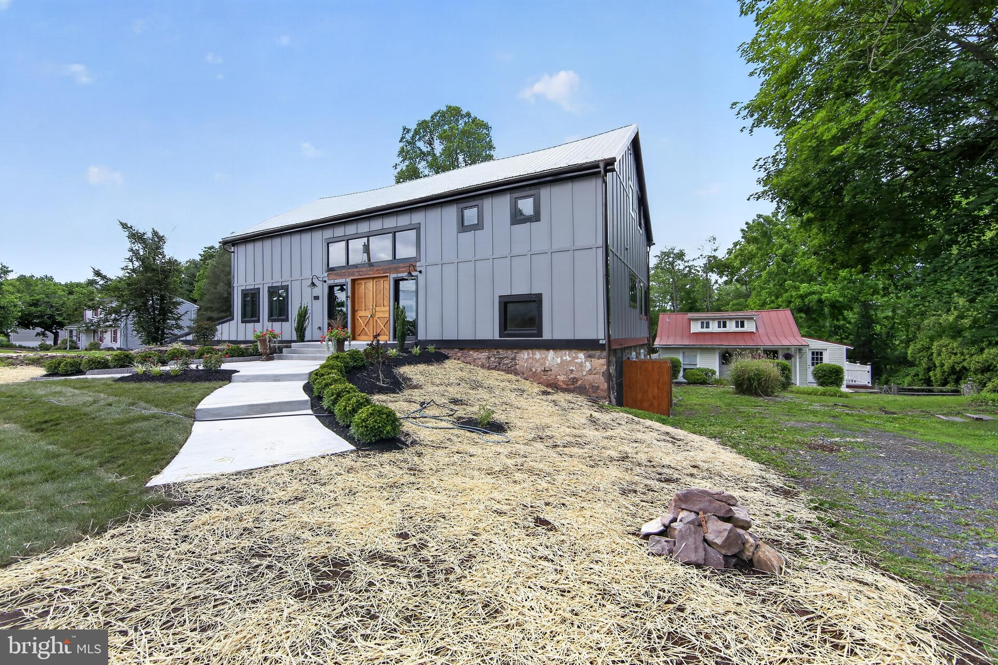 287 W SEVEN STARS ROAD